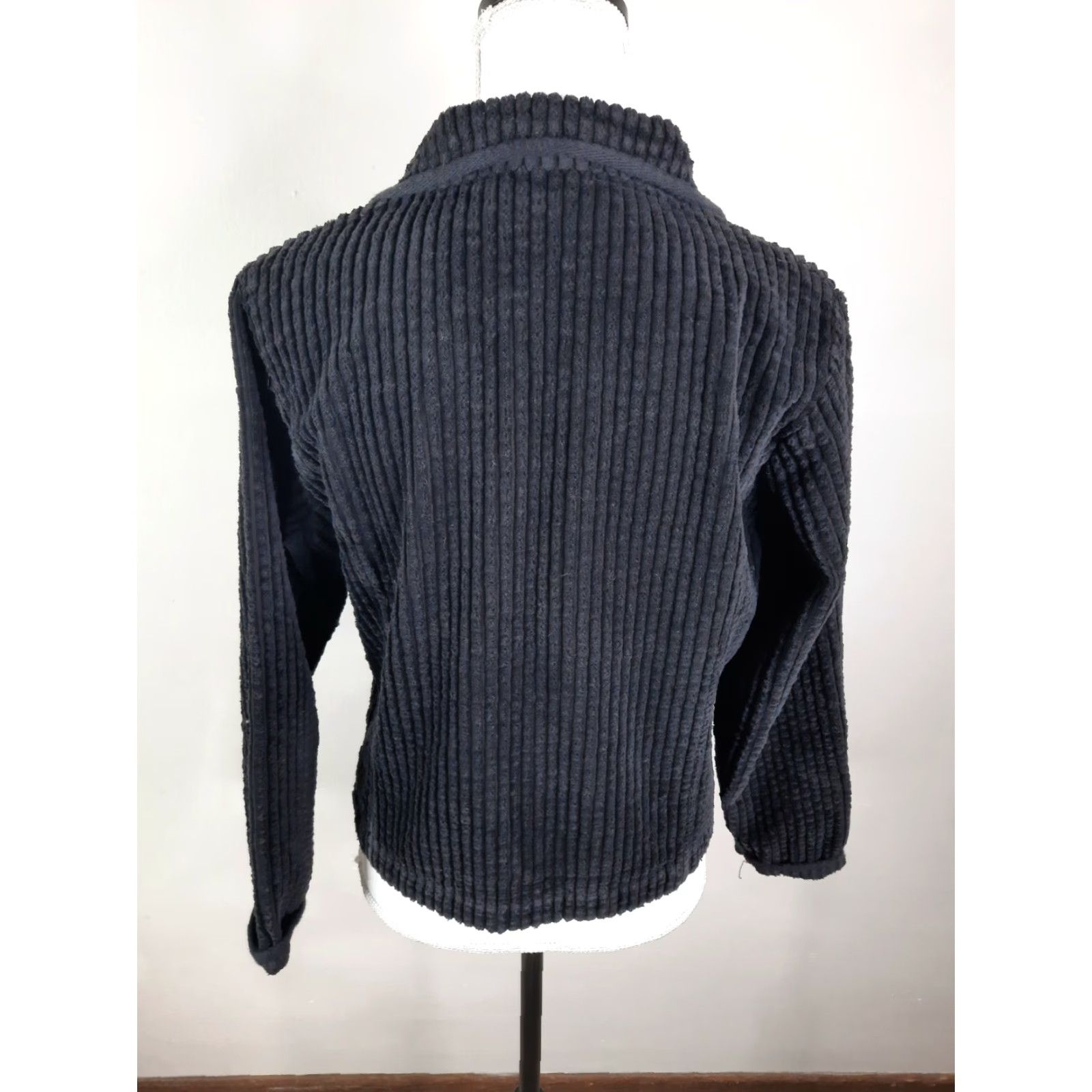 Vintage VINTAGE Woolrich Jacket Full Zip Corduroy Black Small Womens Jacket Cotton 90s USA Winter Fall Button Closure Size S / US 4 / IT 40 - 6 Thumbnail