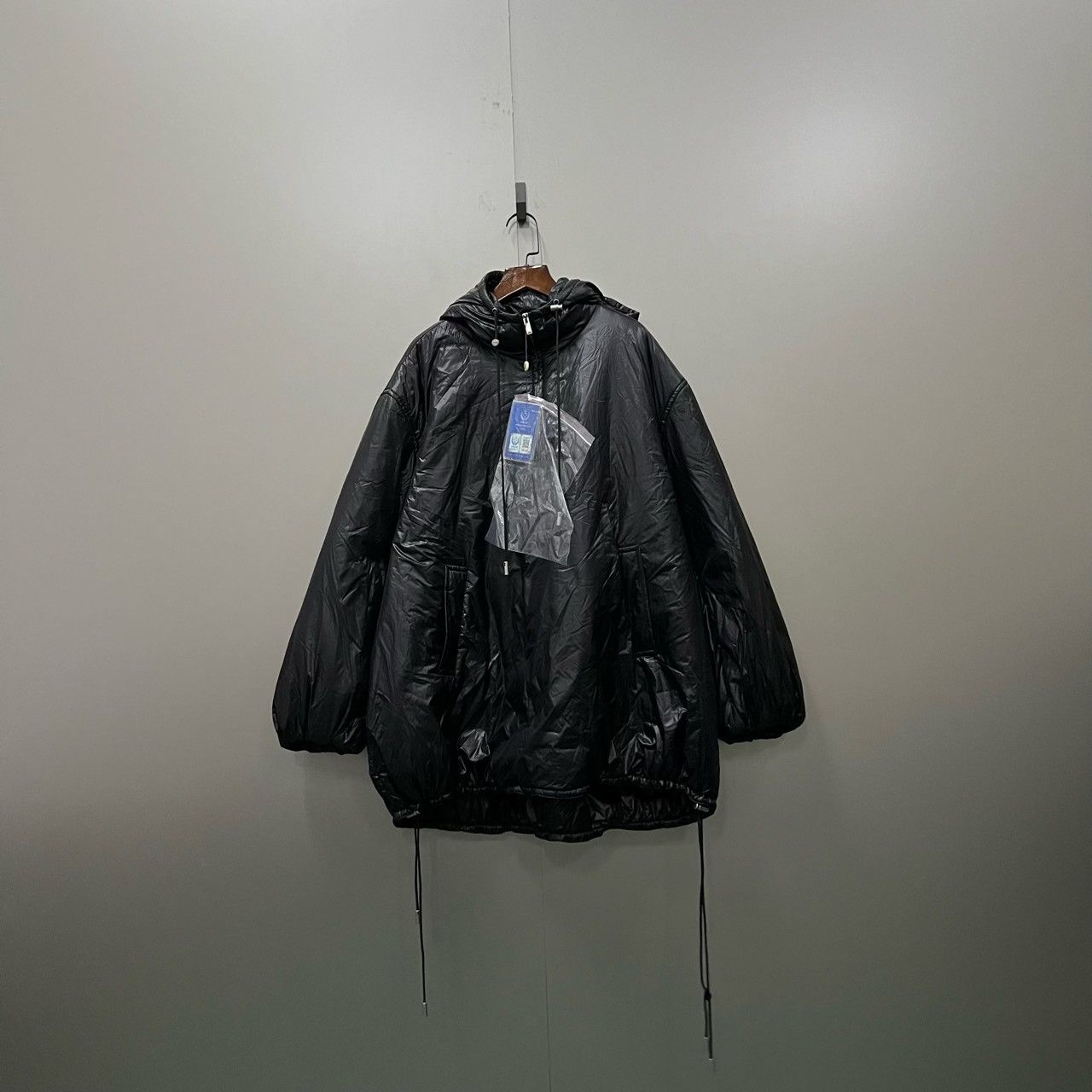 Saint Laurent Paris saint laurent black hooded down jacket Size US S / EU 44-46 / 1 - 1 Thumbnail
