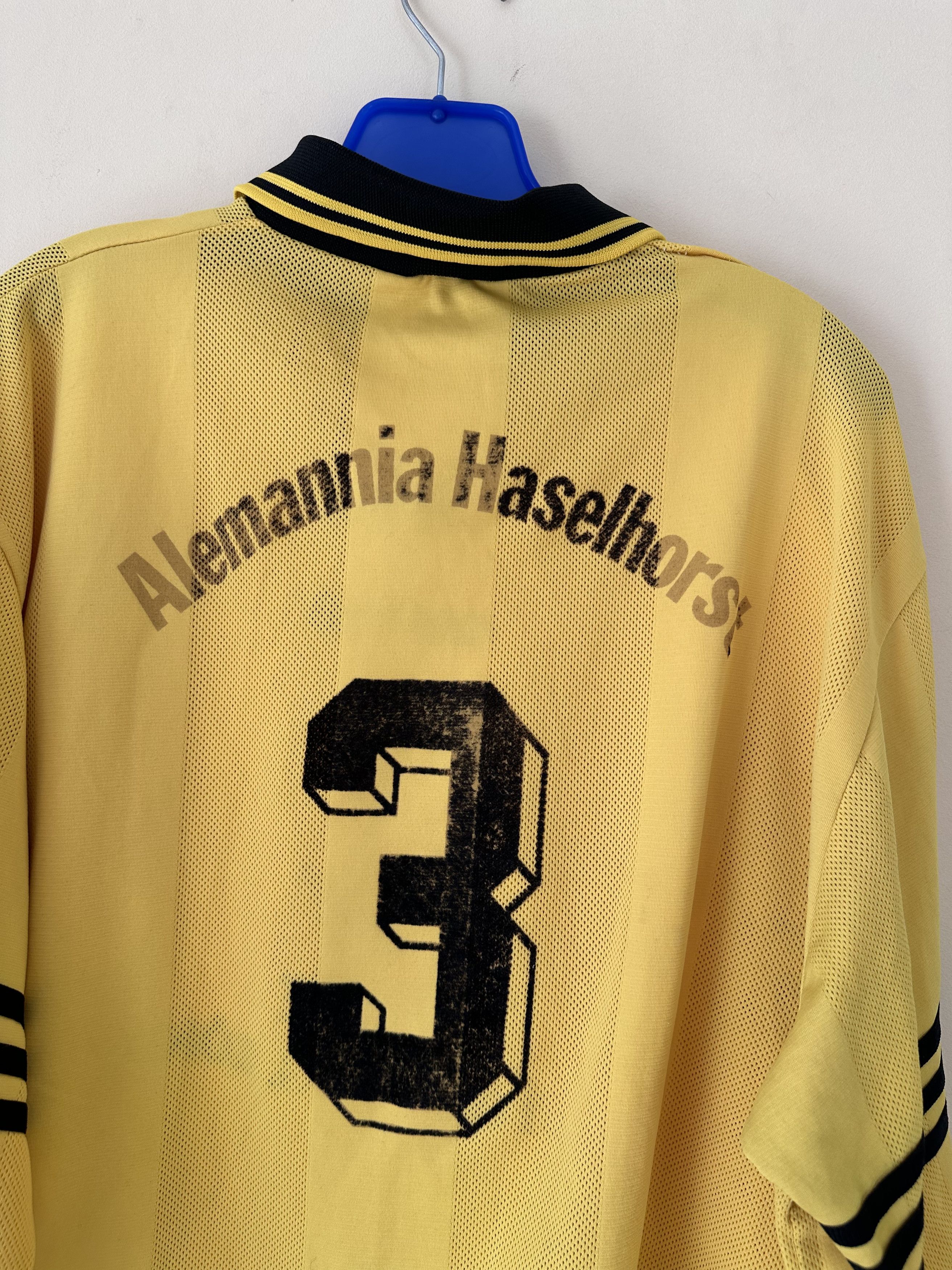 Adidas Rare Vintage Adidas Renault bundes league football tee Size US XL / EU 56 / 4 - 9 Thumbnail