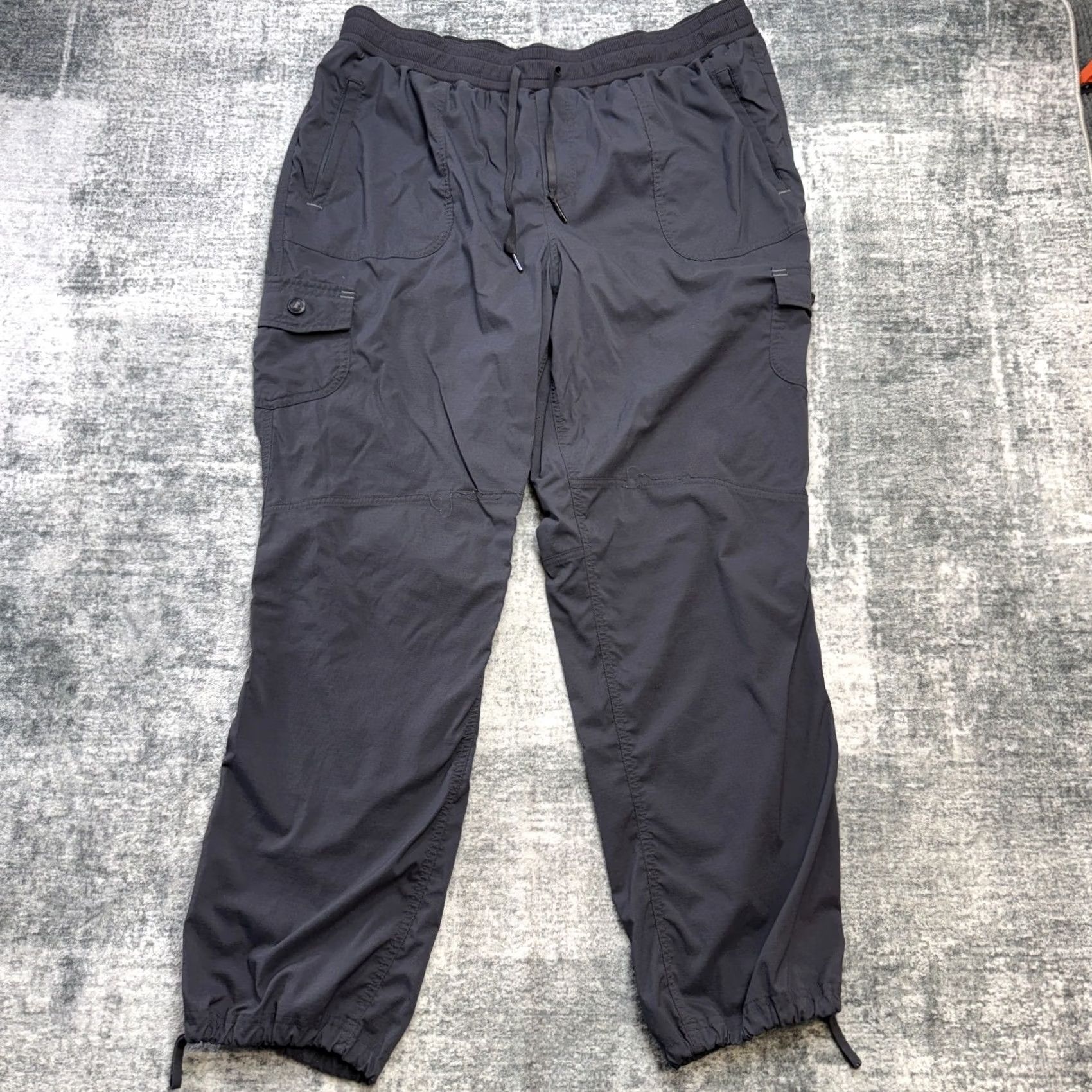 Vintage LL Bean Vista Camp Pants Women 2X Gray Nylon Stretch Cargo Jogger Travel Outdoor Size 40" / US 18 - 2 Thumbnail
