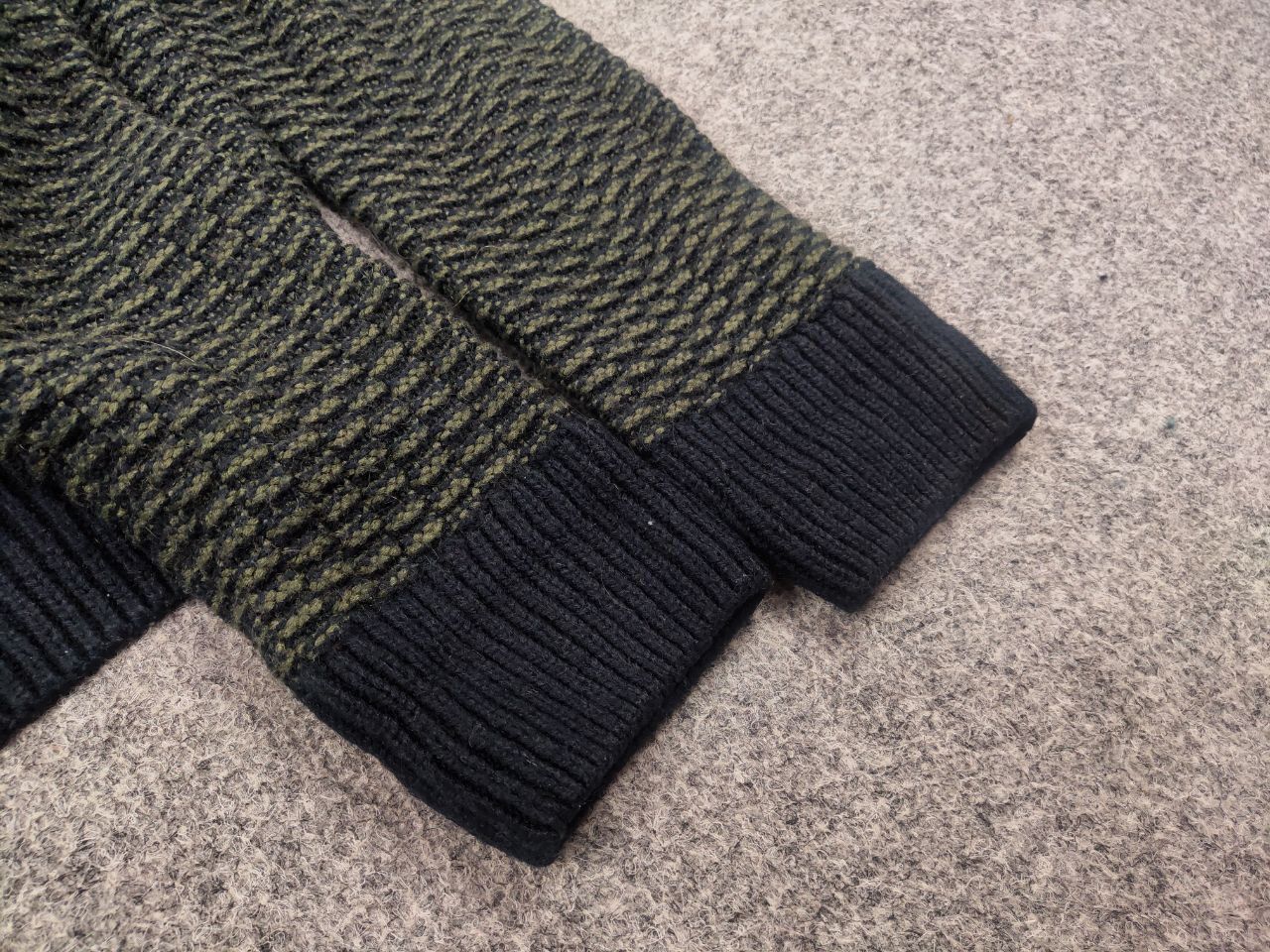 Folk Folk Design Dark Green Black Blend Knit Sweater Vintage Size US S / EU 44-46 / 1 - 9 Thumbnail