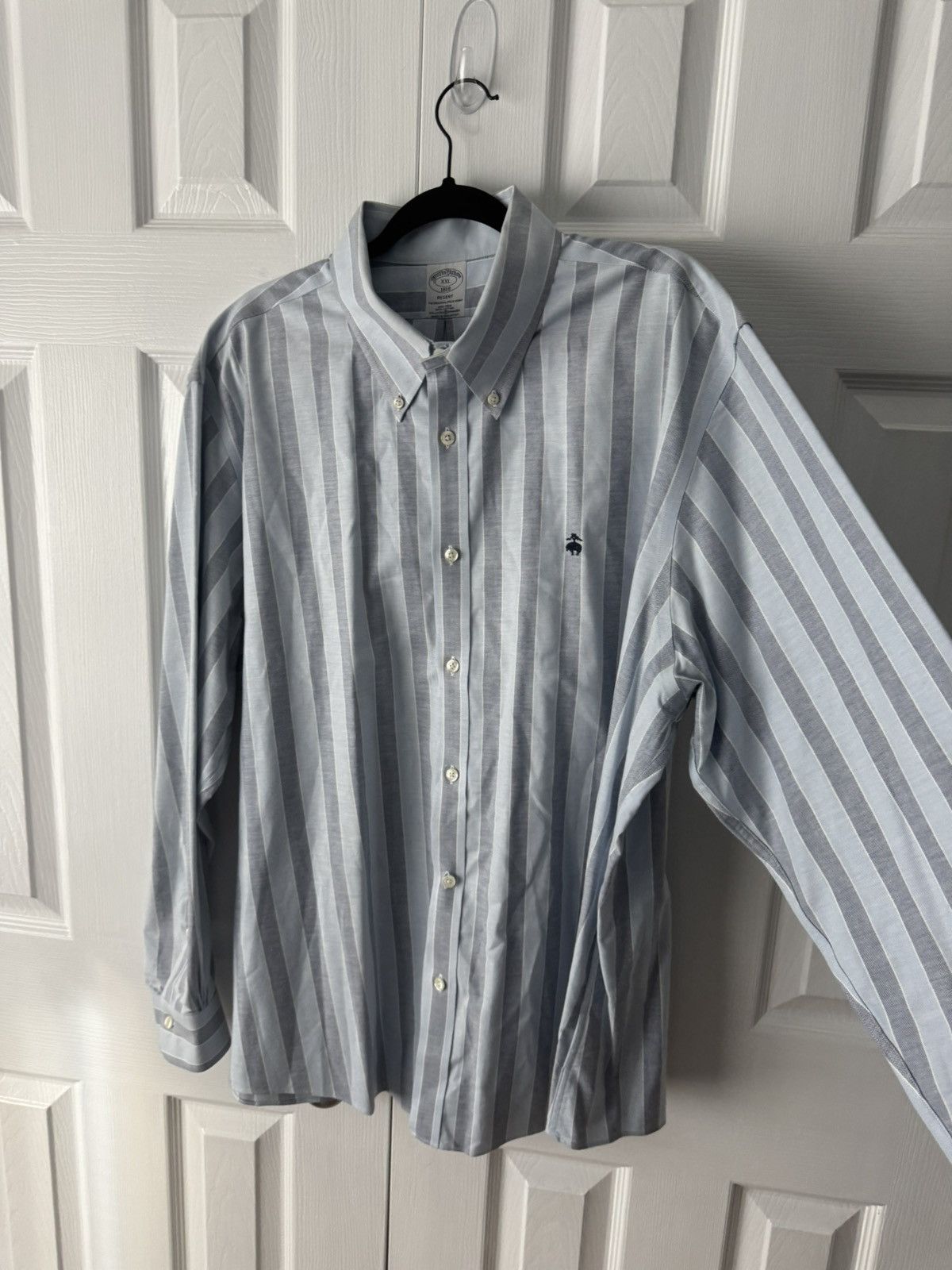 Brooks Brothers Brooks Brothers Button Down Shirt White/Blue Stripes XXL Size US XXL / EU 58 / 5 - 2 Thumbnail