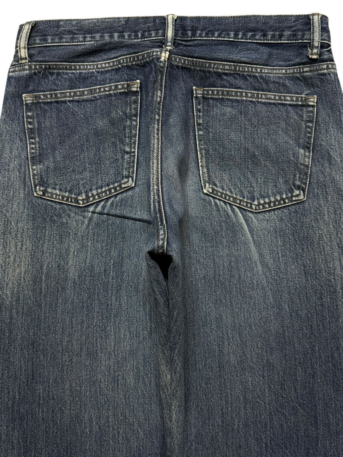 Uniqlo Vintage Y2K Japanese Uniqlo Blue Faded Wash Baggy Jeans Size US 33 - 3 Thumbnail
