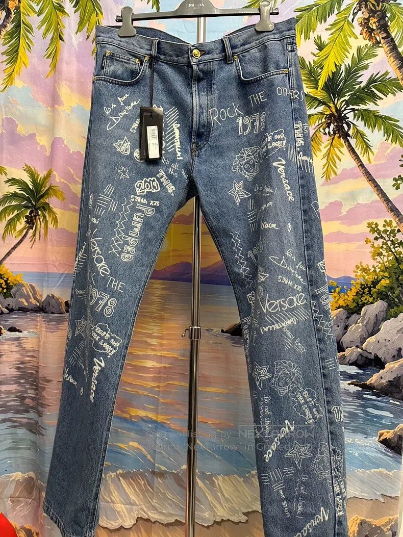 Versace Versace Graffiti jeans all over the print Size US 33 - 1 Thumbnail