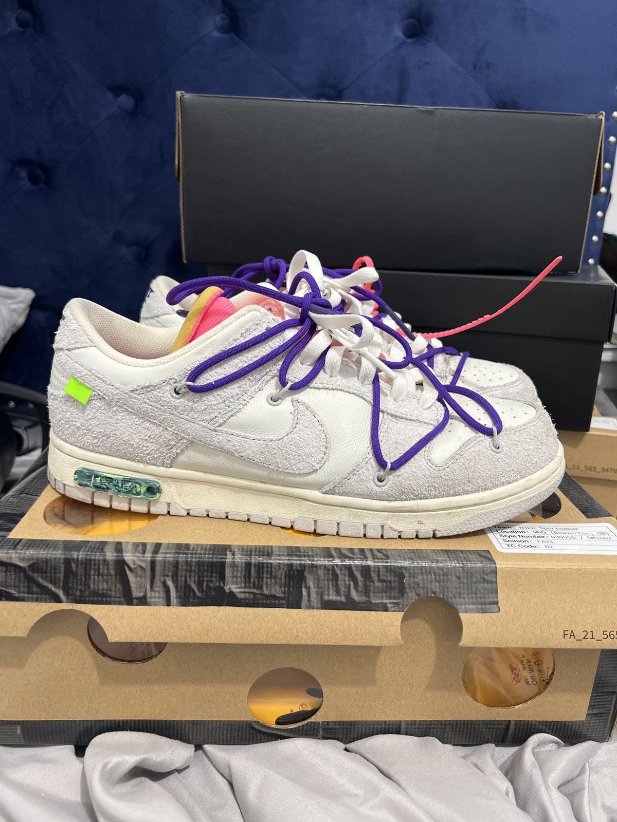 image of Nike Off-White Dunk Lot 15 Shoes in Gray White, Men's (Size 10)