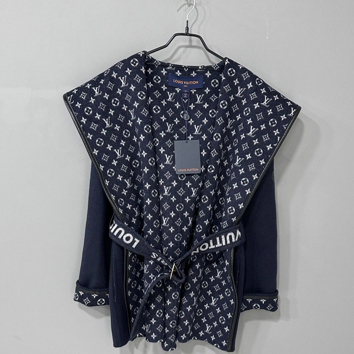 Louis Vuitton louis vuitton navy monogram bathrobe coat Size S / US 4 / IT 40 - 1 Thumbnail
