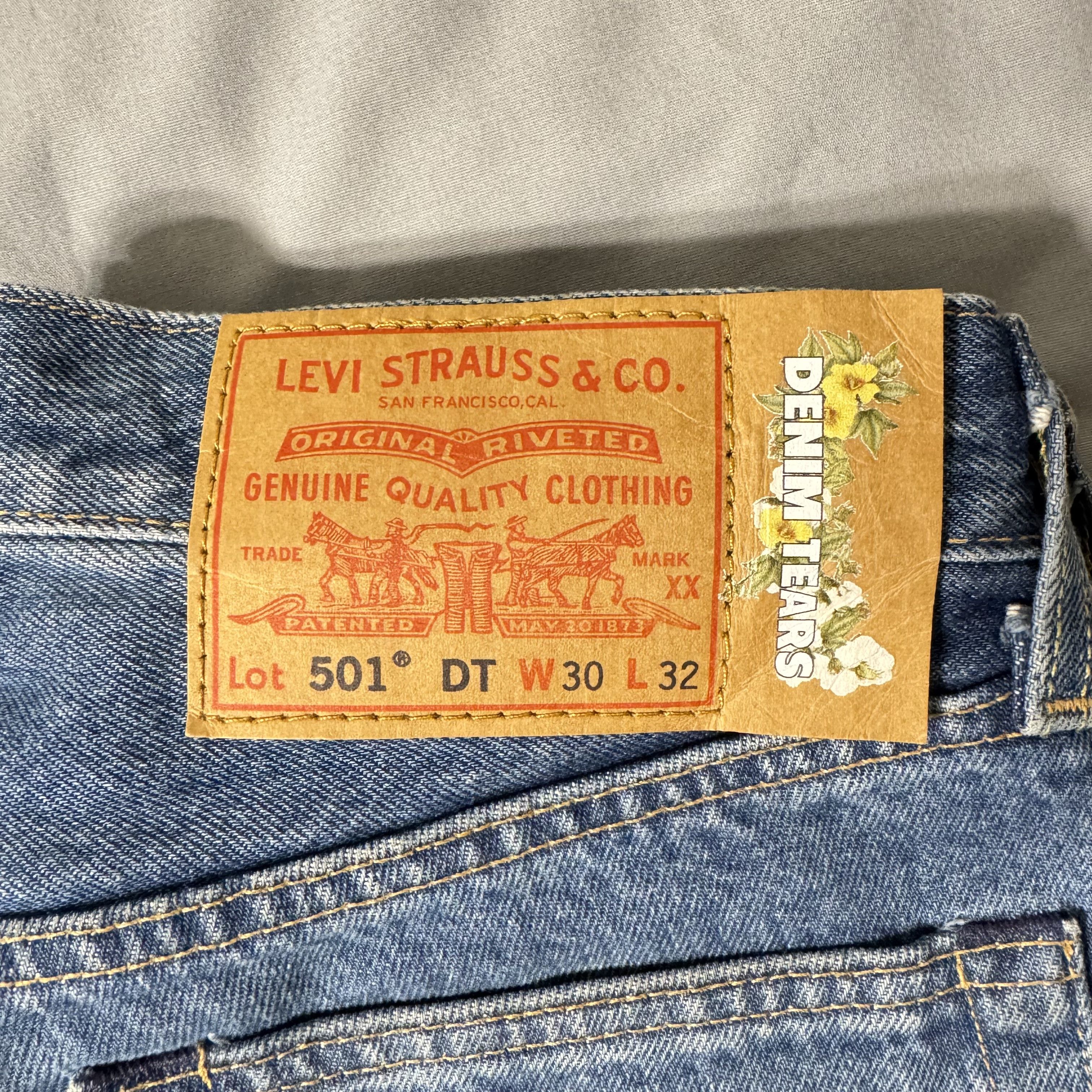 DENIM TEARS × Levi's Denim Tears The Cotton Wreath Jean Dark Wash Size US 30 / EU 46 - 5 Thumbnail
