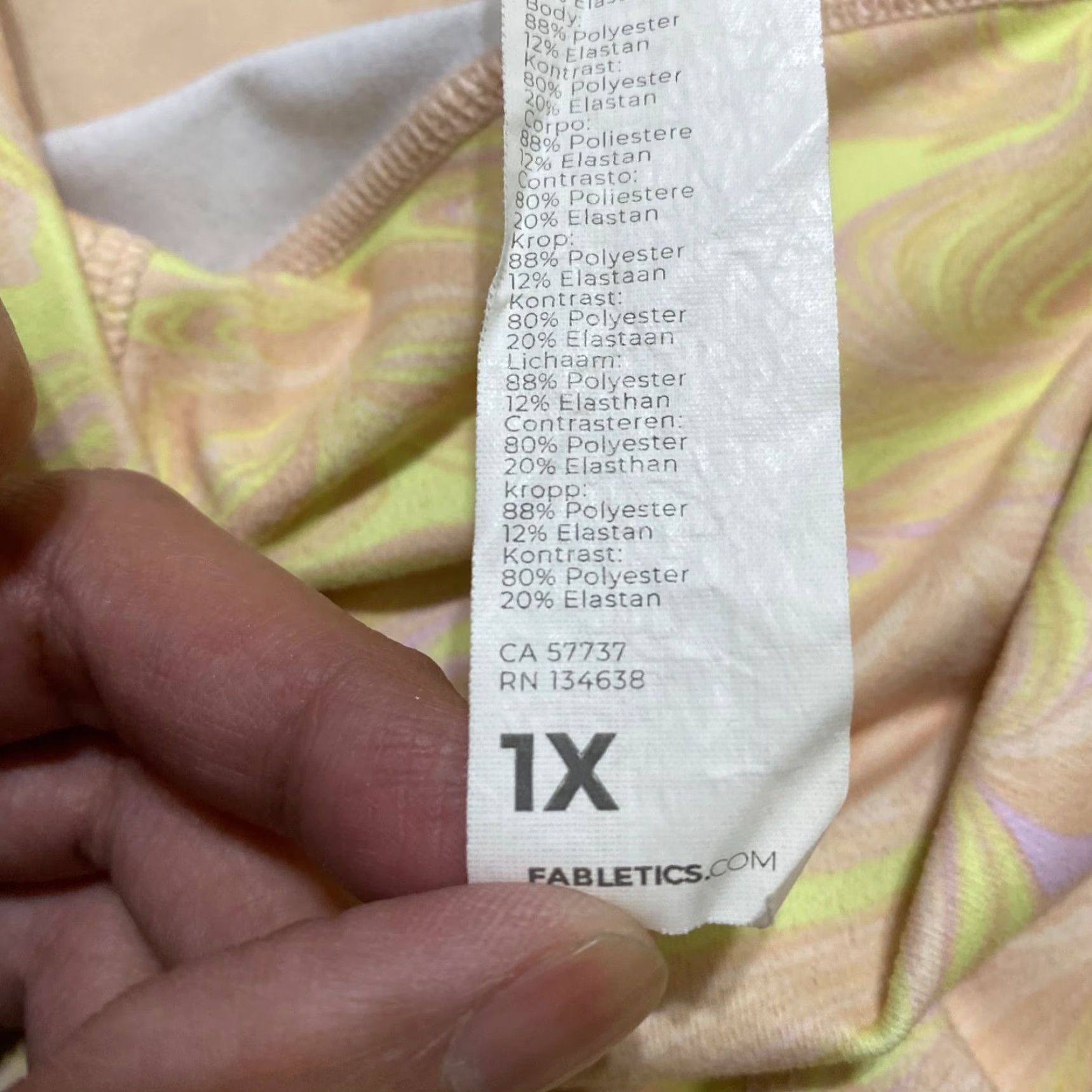 Fabletics Fabletics Leggings Capri 1X Plus Multicolor Geometric Yoga Workout Shoes? Size 40" / US 18 - 4 Thumbnail