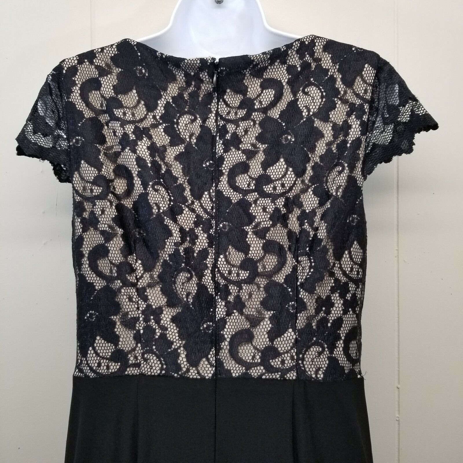 Vintage Eliza J Maxi Dress 6 Black Nude Lace Keyhole Cap Sleeves Gow Size M / US 6-8 / IT 42-44 - 5 Thumbnail