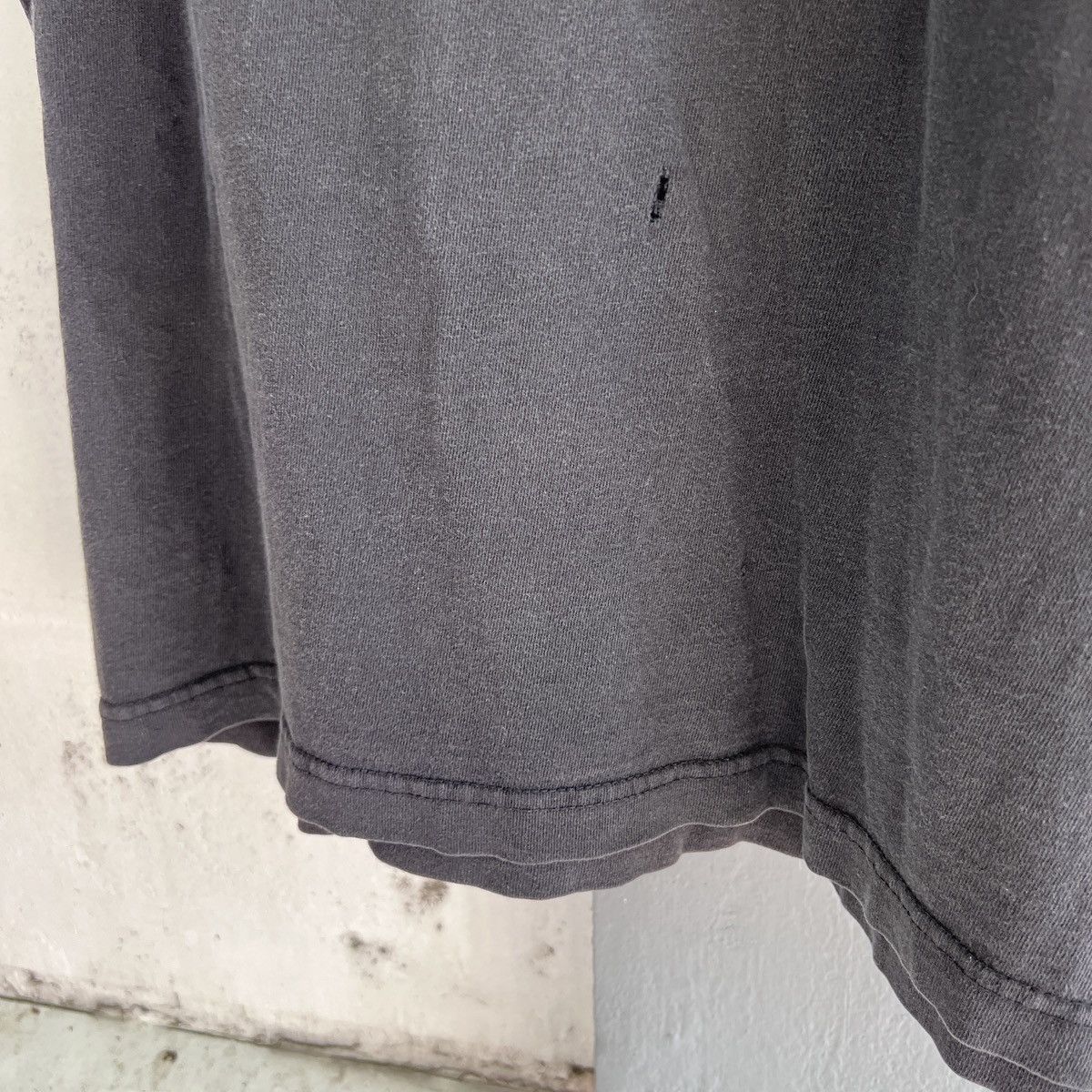 Vintage Vintage Y2K God Jesus Bible Holy Tee 2XL Thrashed Sun Faded Size US XXL / EU 58 / 5 - 7 Thumbnail