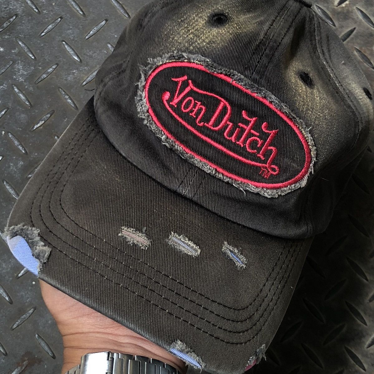 Japanese Brand 🚫 SOLD 🚫 Von Dutch Ripped Distressed Hat Denim Size ONE SIZE - 4 Thumbnail