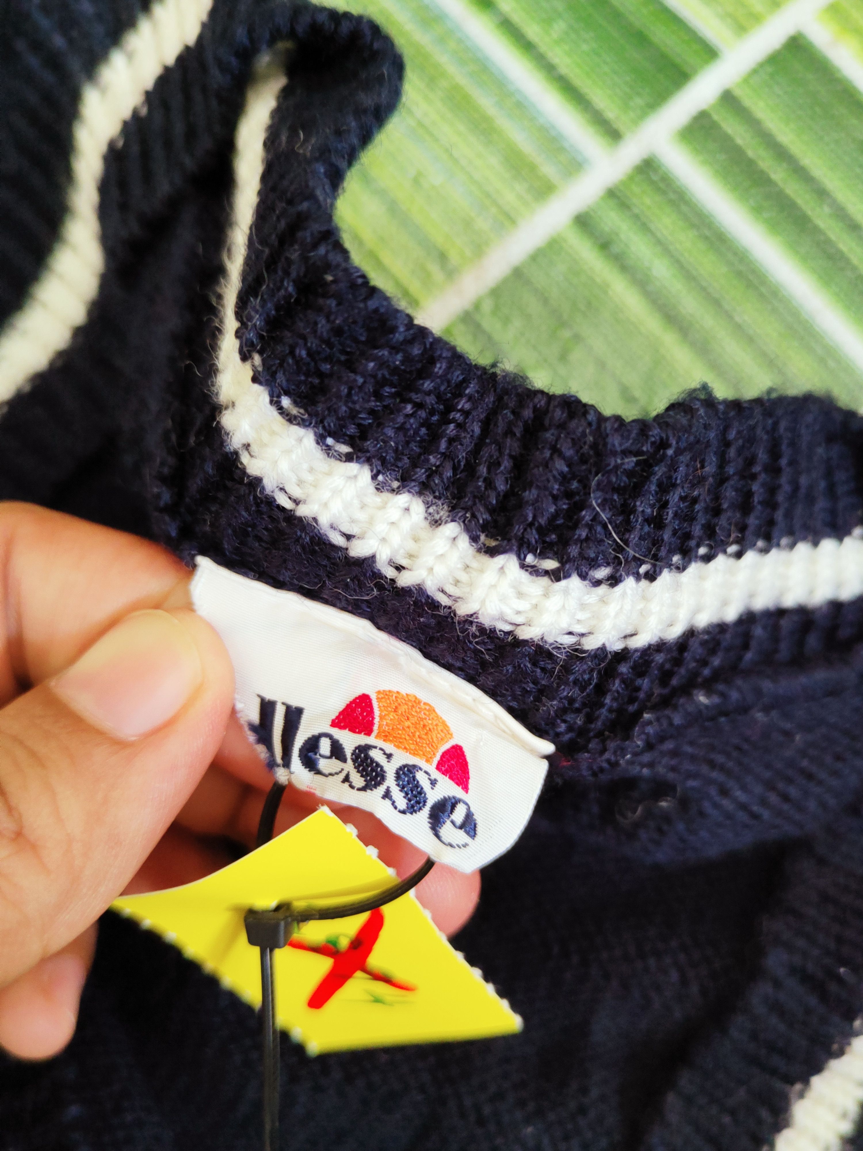 Ellesse × Homespun Knitwear × Japanese Brand Ellese Navy ripped vintage Knitwear Vests #W829 Size M / US 6-8 / IT 42-44 - 14 Thumbnail