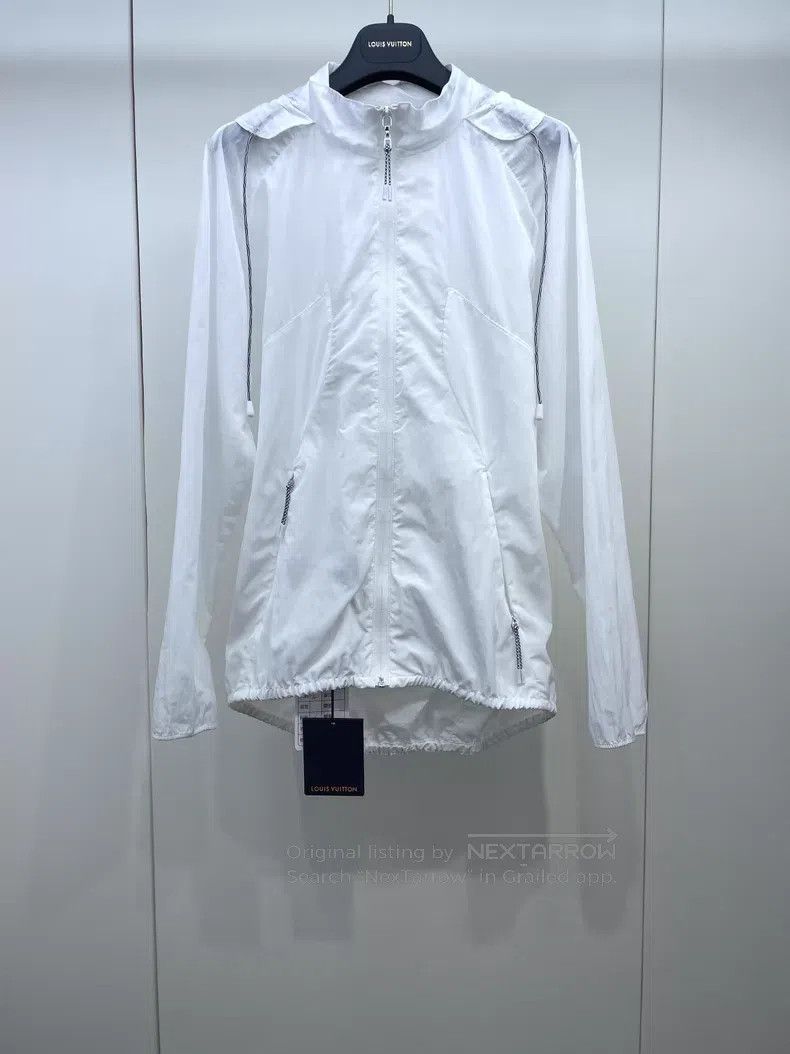 Louis Vuitton Louis Vuitton 26 New White Dark Rib Hooded jacket Size XXS / US 00 / IT 34 - 1 Thumbnail