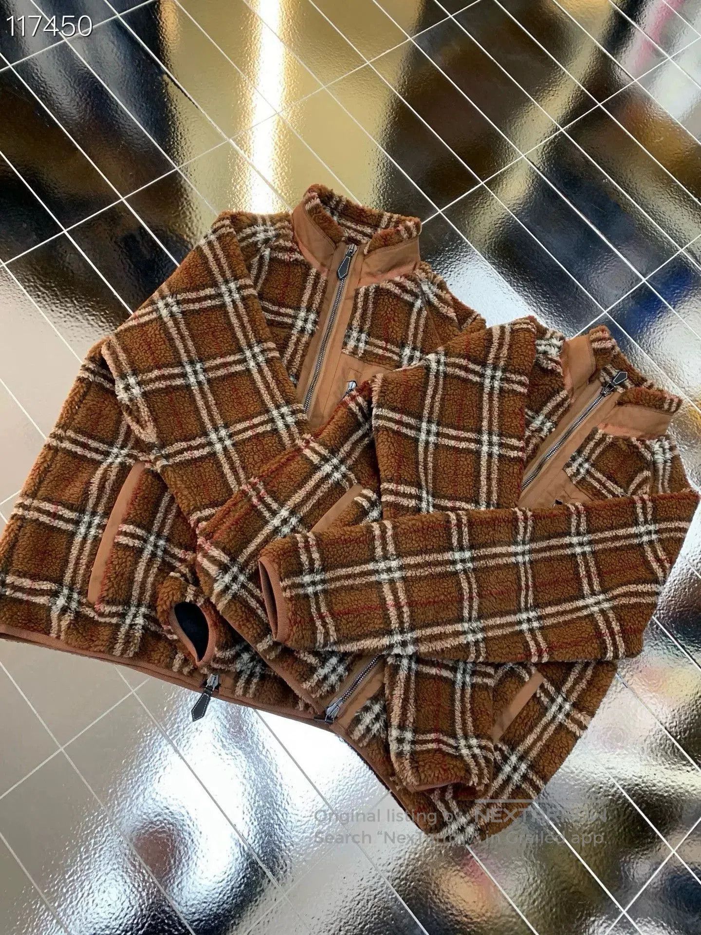 Burberry Burberry Plaid High Neck Fleece Coat. Size US S / EU 44-46 / 1 - 1 Thumbnail