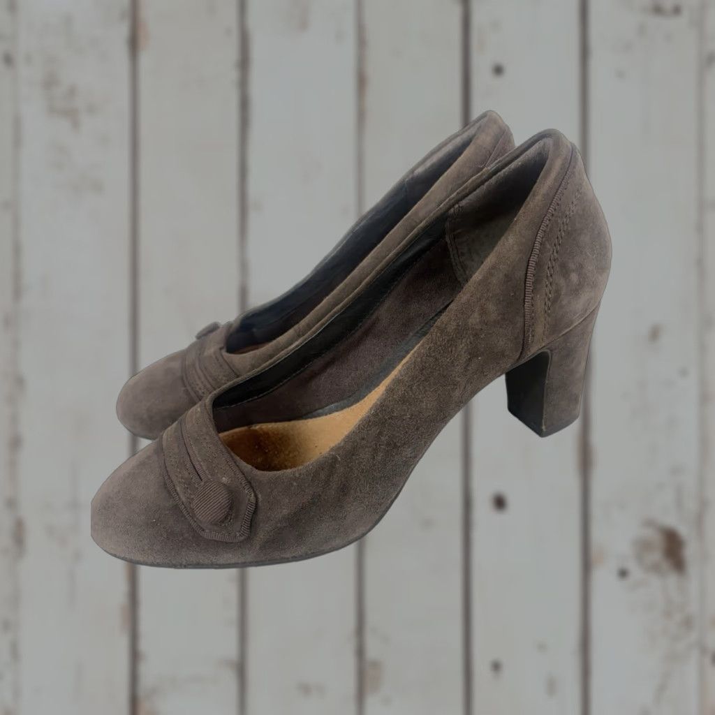 Clarks Clarks Artisan Brown Suede Women’s Block Heels Size 7M Leather Round Toe 3in Platform Shoes Size US 7 / IT 37 - 1 Thumbnail