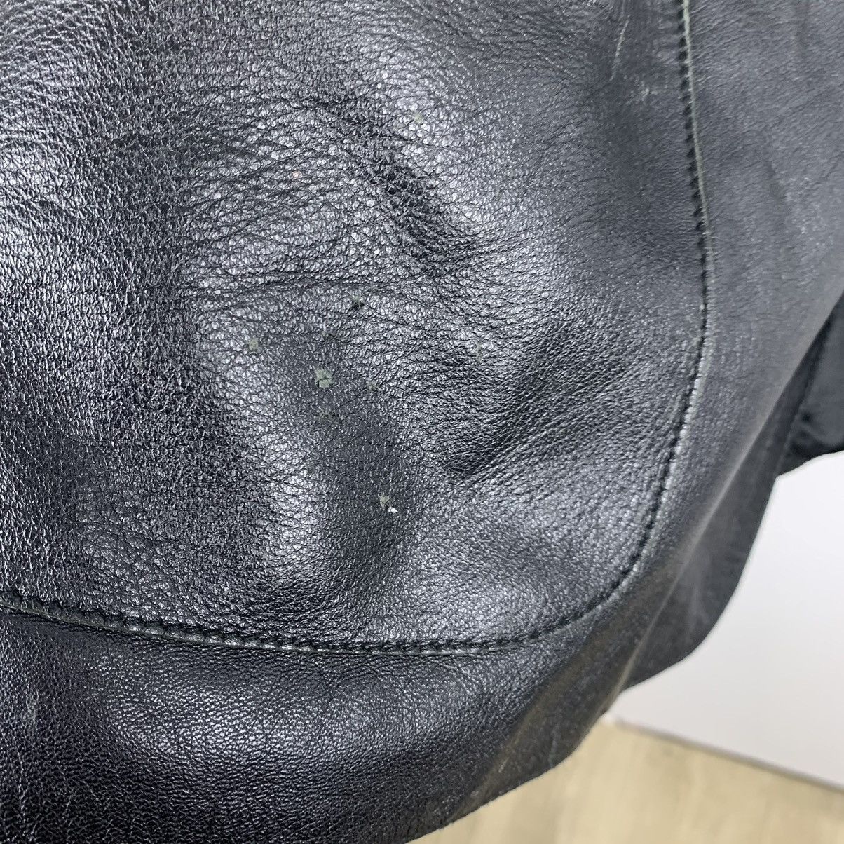 Gianfranco Ferre Vintage Gianfranco Ferre Black Leather Jacket Y2K Size 52 Size US L / EU 52-54 / 3 - 16 Thumbnail
