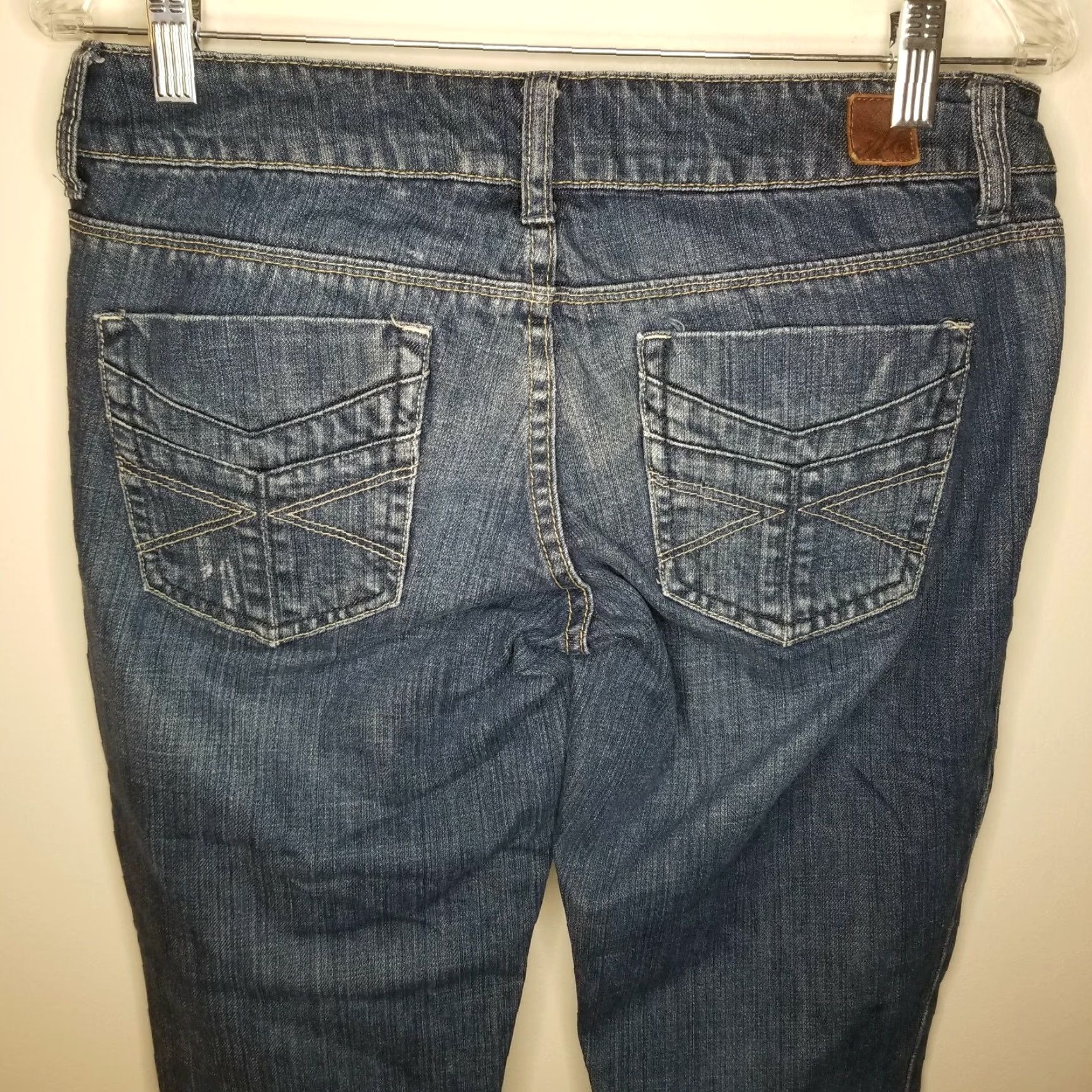American Eagle Outfitters American Eagle Jeans Womens Distressed Straight Blue Size 6 Reg Jeans Woman Straight Style Distressed Blue 6 Reg Womens Size 28" / US 6 / IT 42 - 5 Thumbnail