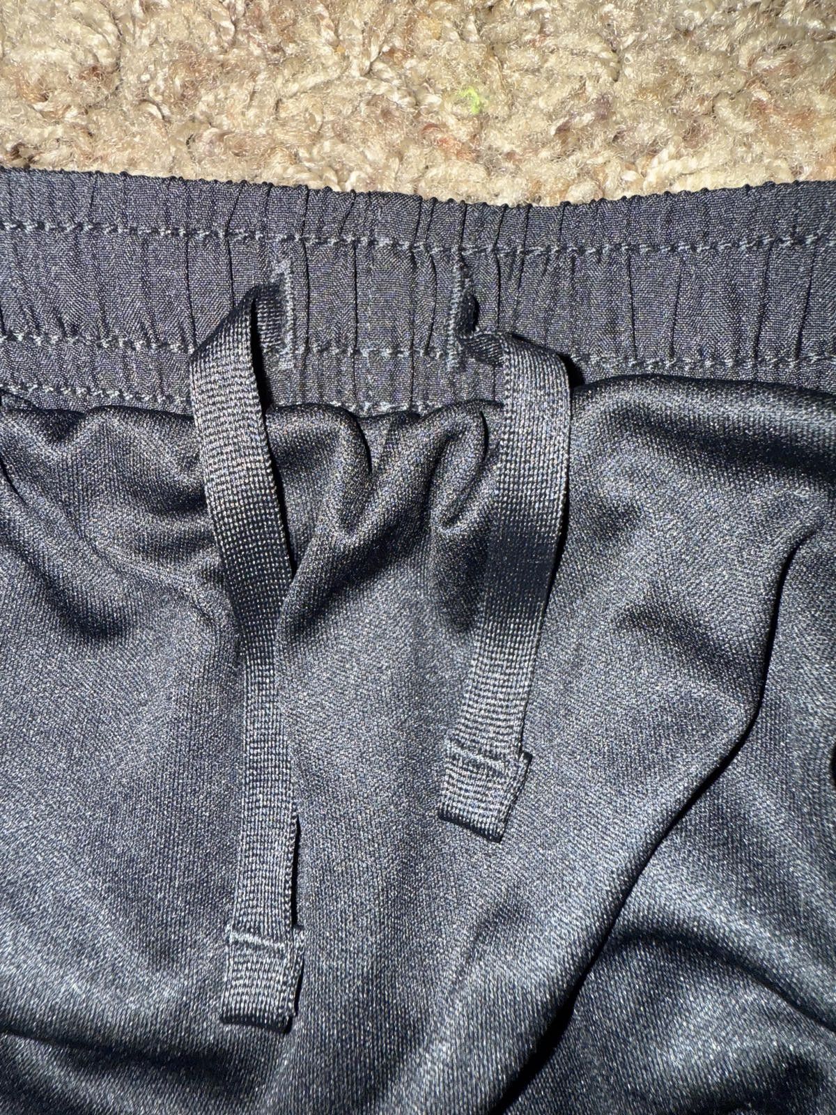 Nike Nike Big Kid’s (Girl’s) Tempo Dri-FIT Running Shorts Size 24" / US 00 / IT 34 - 6 Thumbnail
