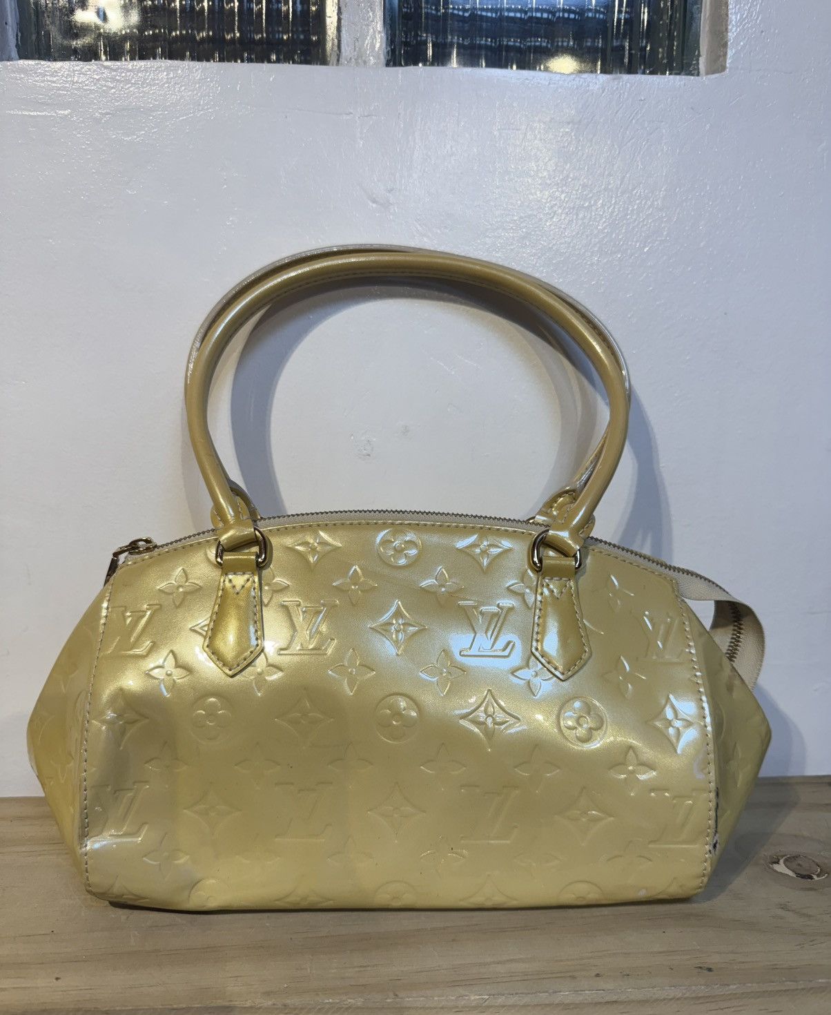 Louis Vuitton Louis Vuitton Vernis Sherwood PM Shoulderbag Size ONE SIZE - 1 Thumbnail