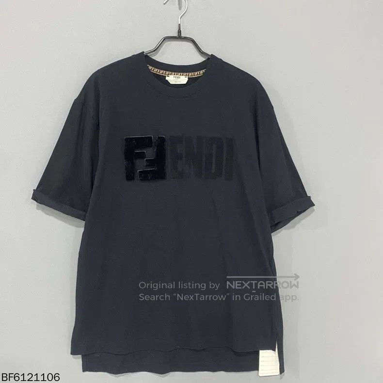 Fendi Fendi Double F Logo Short Sleeve with Mink Fur Size S / US 4 / IT 40 - 1 Thumbnail