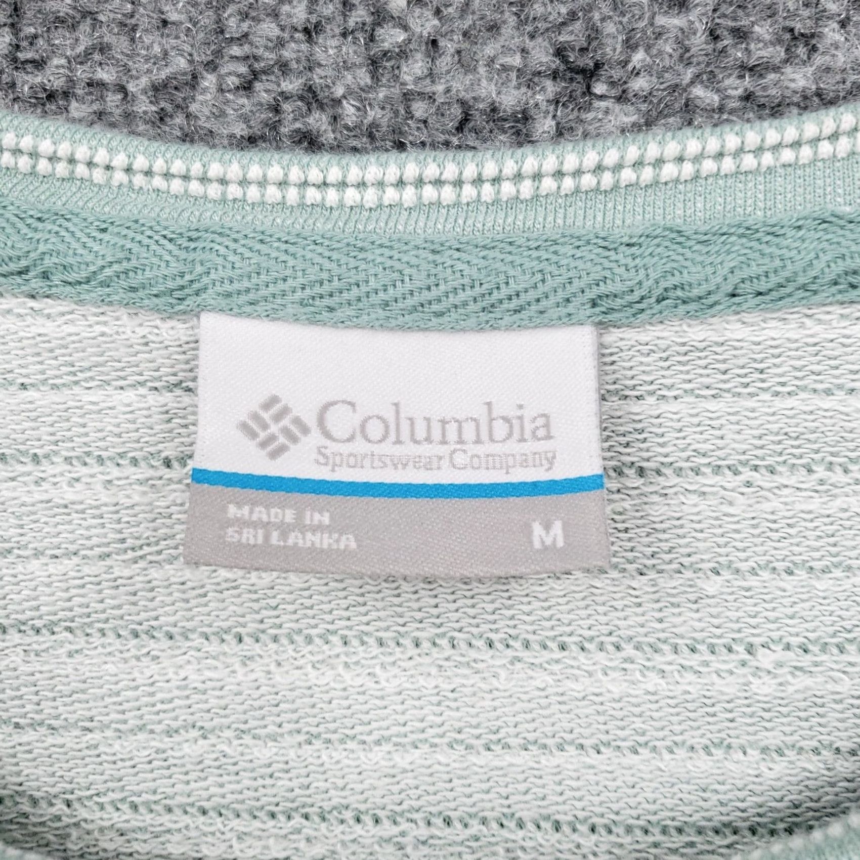 Vintage Columbia T-Shirt Womens M Green Striped 3/4 Sleeve Casual Logo Fish Outdoor Pullover Shirt Medium Womens Size M / US 6-8 / IT 42-44 - 3 Thumbnail