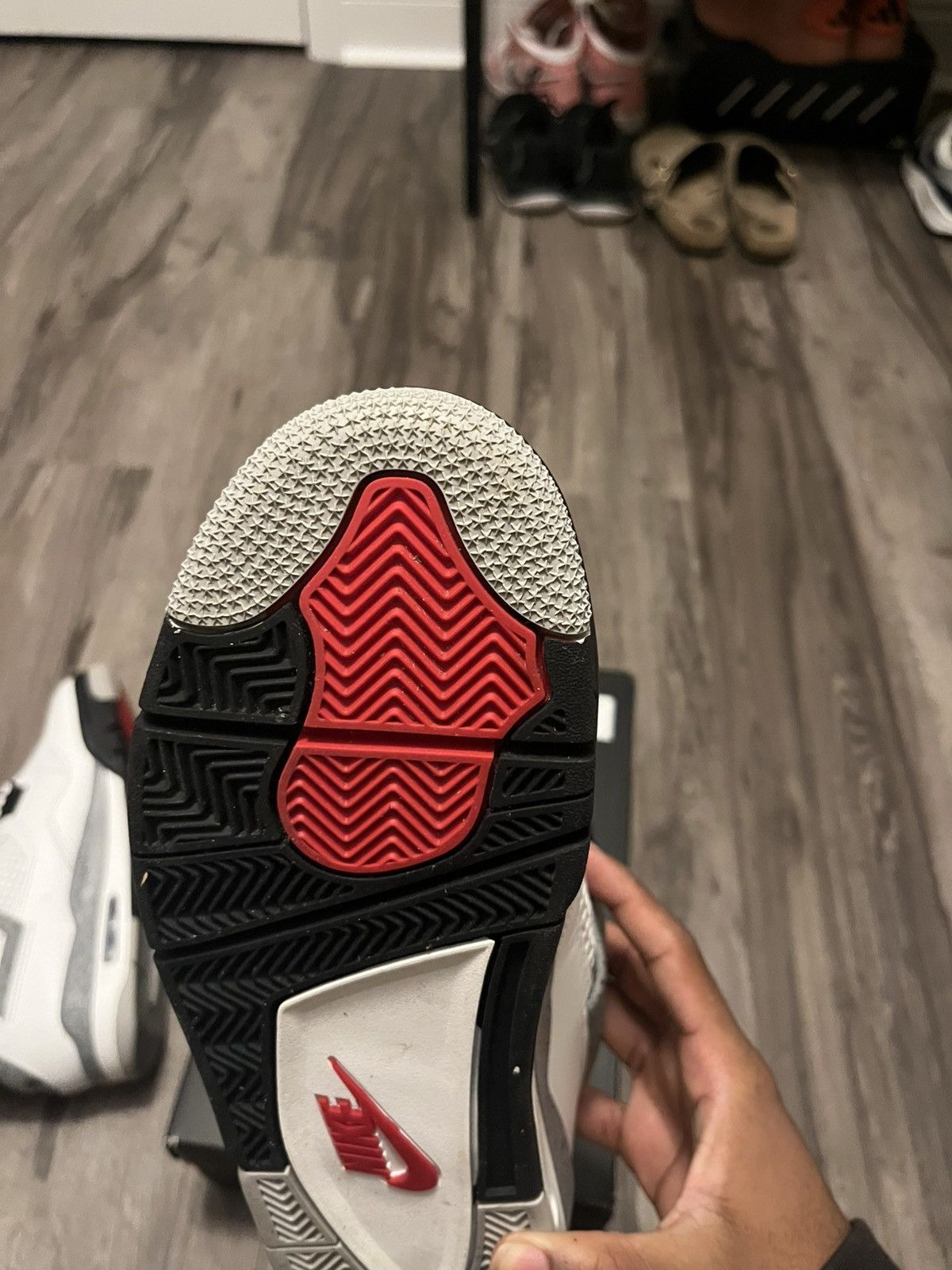 Jordan Brand Jordan 4 White cement Size US 9 / EU 42 - 10 Thumbnail