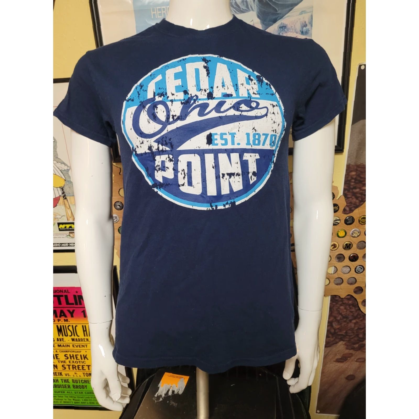 Gildan VINTAGE Cedar Point Amusement Park T Shirt Small Blue Gildan 100% Cotton Men XS? Size US S / EU 44-46 / 1 - 2 Thumbnail
