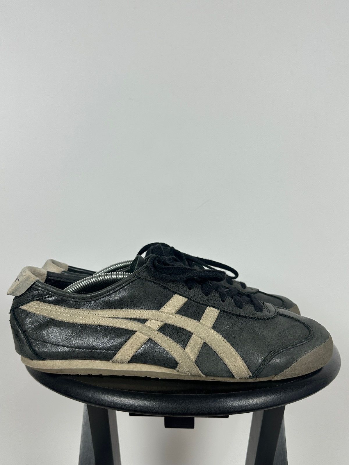 Vintage Onitsuka Tiger Mexico 66 Shiny Leather Sneakers