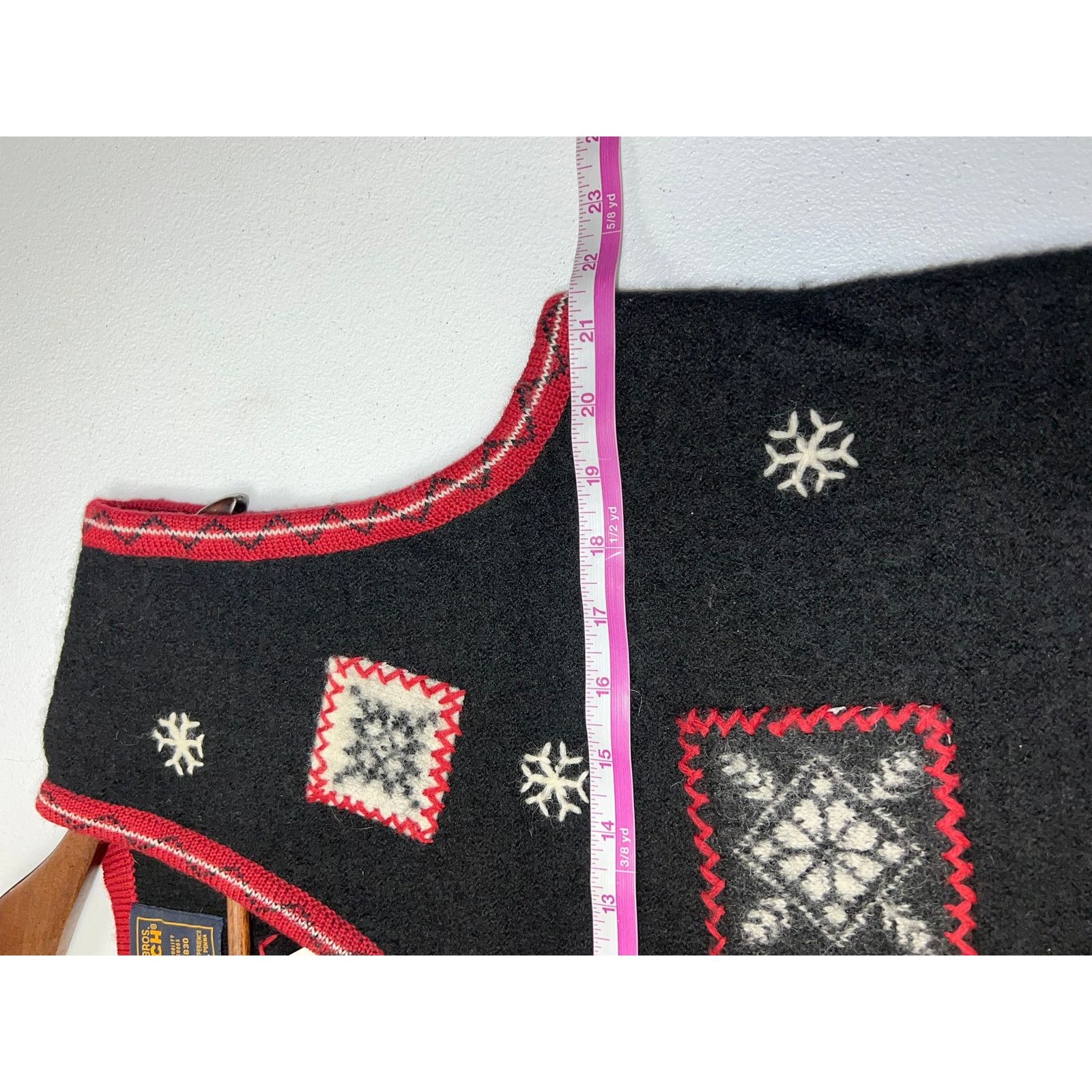 Woolrich Woolen Mills Vintage Womens Woolrich Wool Vest Winter Christmas VTG L Size L / US 10 / IT 46 - 10 Thumbnail