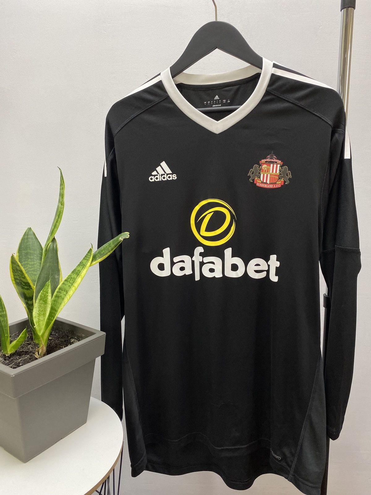 Adidas Sunderland Adidas 2016 2017 Goalkeeper Soccer Jersey Size US L / EU 52-54 / 3 - 6 Thumbnail