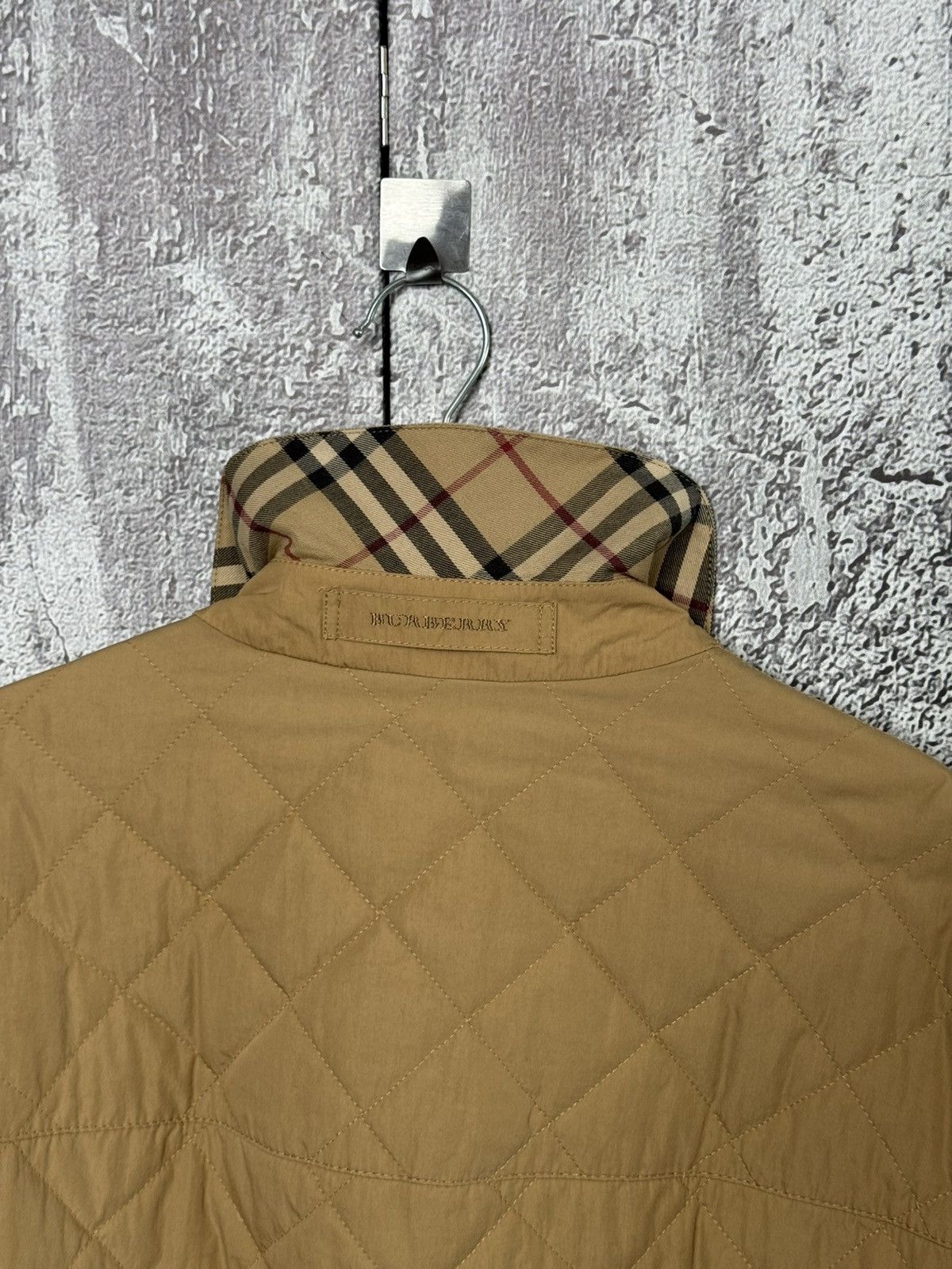 Burberry Burberry London Men’s Quilted Jacket Nova Check Lining sz 48 Size US M / EU 48-50 / 2 - 10 Thumbnail