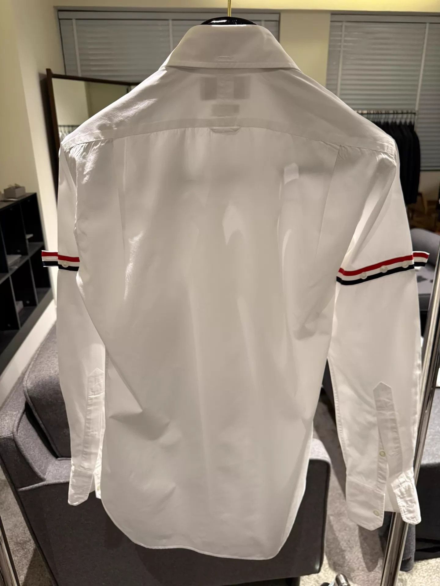 Thom Browne Thom Browne Double Sleeve Badge Poplin Shirt S1 Size US S / EU 44-46 / 1 - 2 Thumbnail
