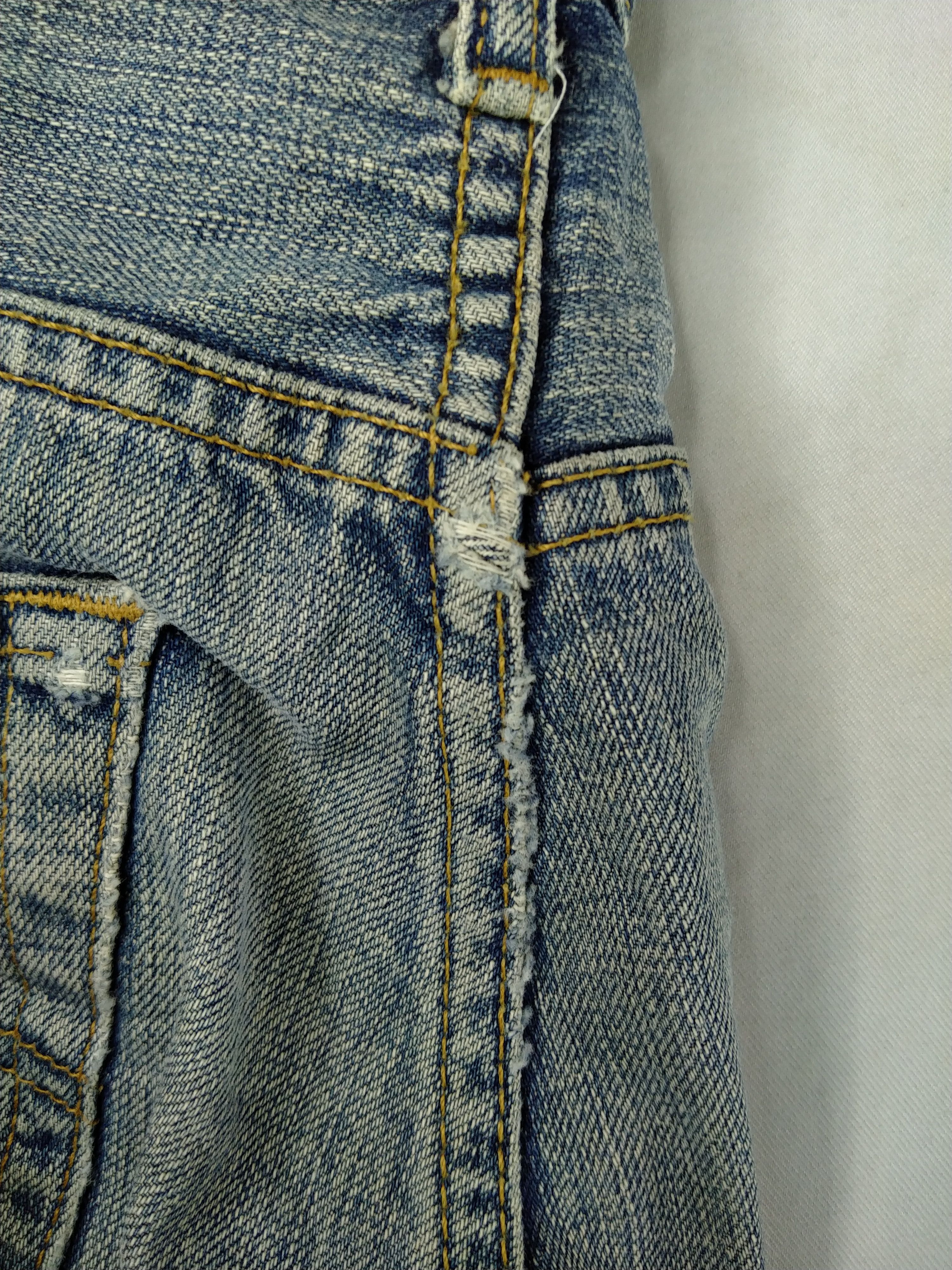 Levi's 90s Vintage Levi's 501 Distressed 31 x 28.5 Denim-JN231 Size US 31 - 16 Thumbnail