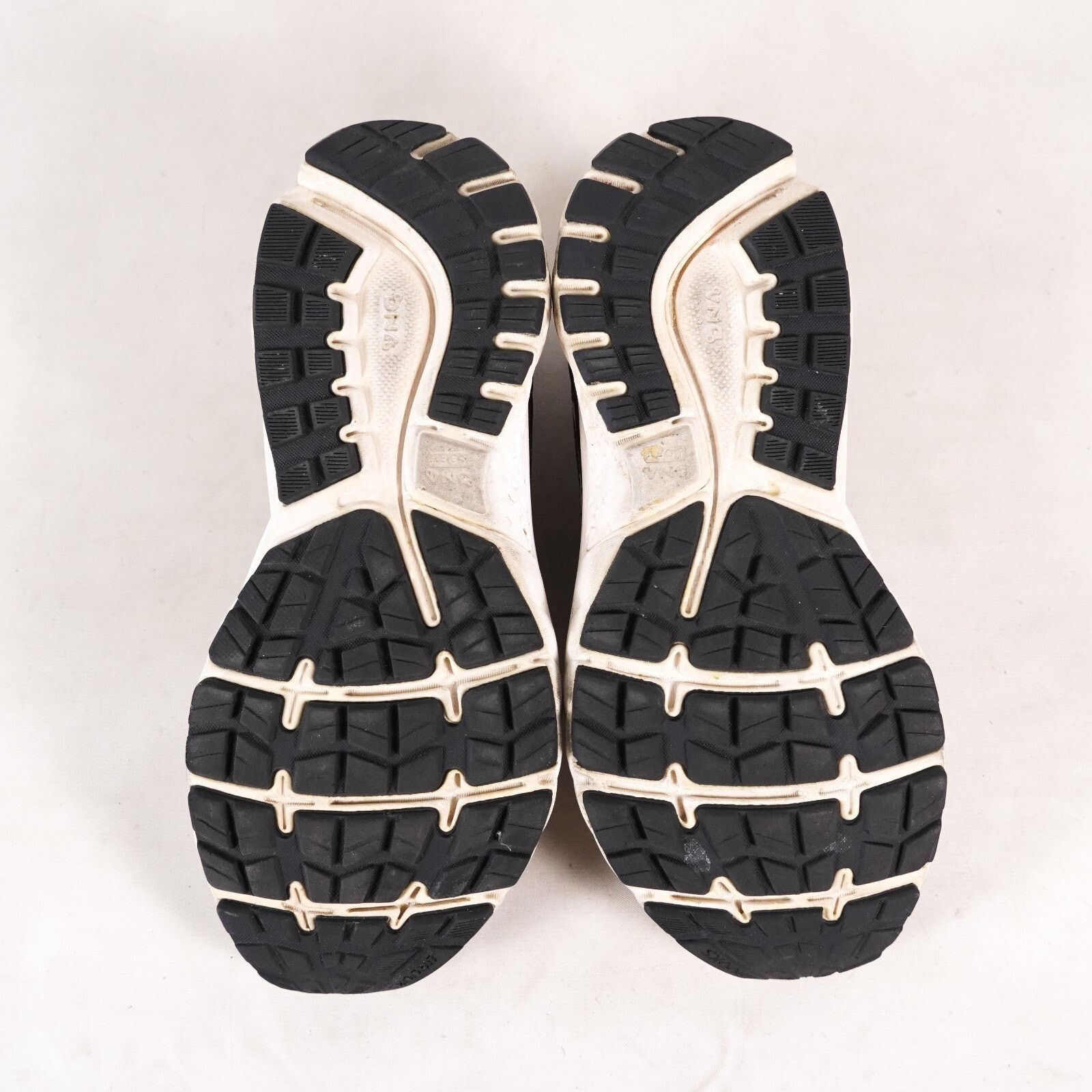 Brooks Brooks Ghost 11 Athletic Running Shoe Casual Sneaker Women 7 Size US 7 / IT 37 - 7 Thumbnail