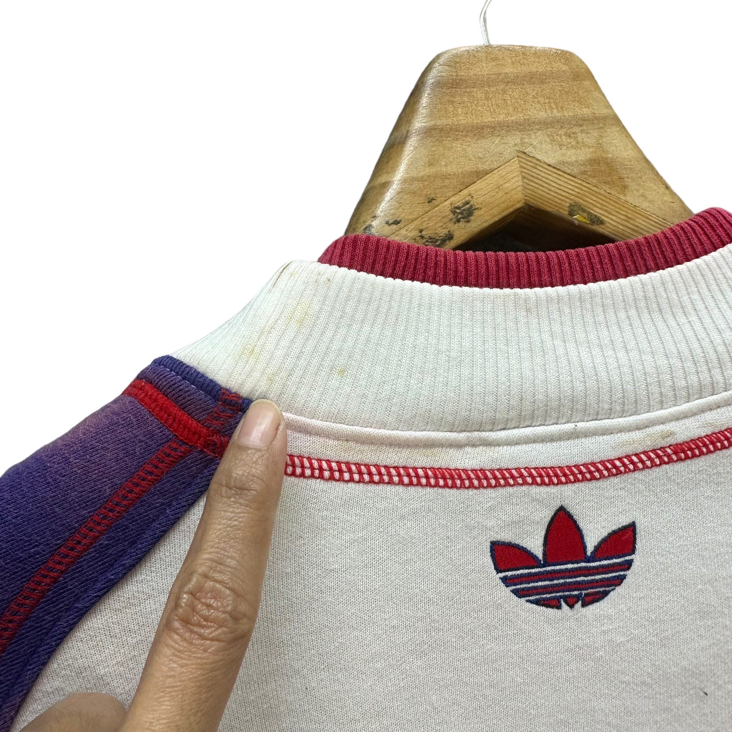 Adidas VINTAGE ADIDAS TREFOIL BIG LOGO JUMPER #8204-212 Size US M / EU 48-50 / 2 - 15 Thumbnail