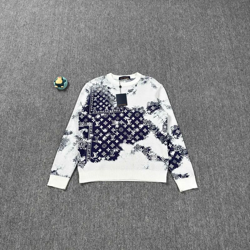 Louis Vuitton Louis Vuitton Men's White Knit Sweater 0089 Size US M / EU 48-50 / 2 - 1 Thumbnail