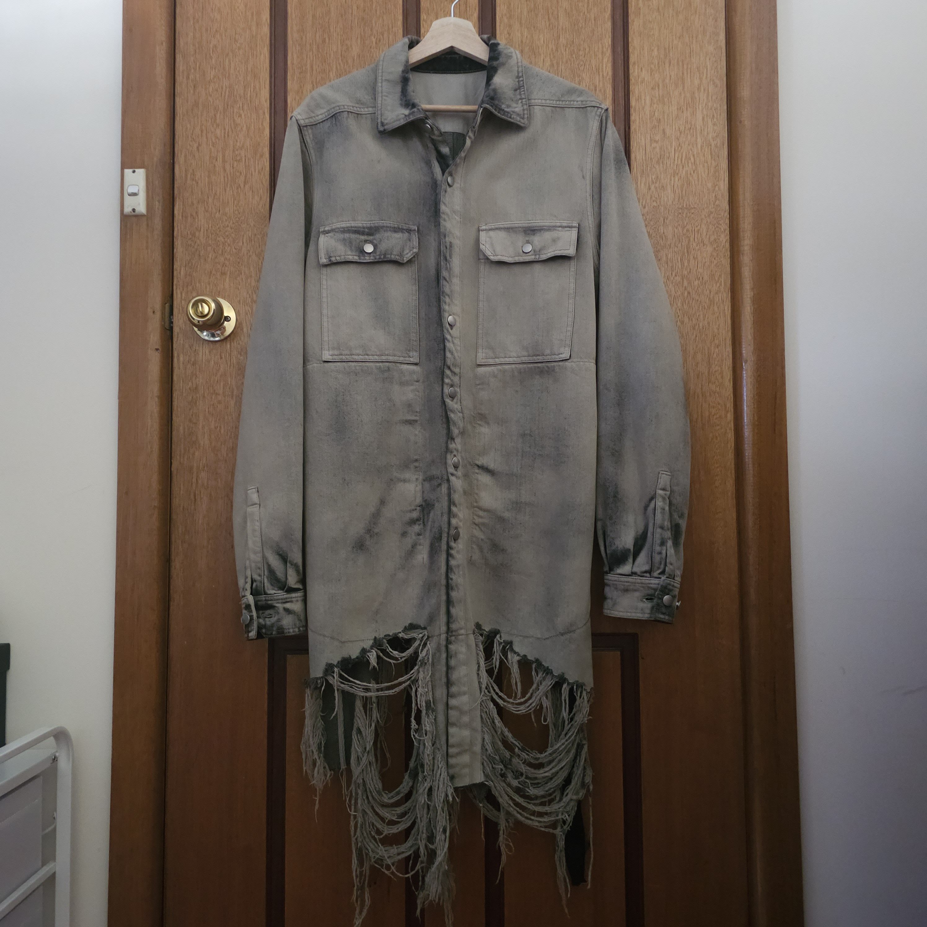 Rick Owens Rick Owens FW23 Luxor mainline runway denim outershirt Size US M / EU 48-50 / 2 - 1 Thumbnail