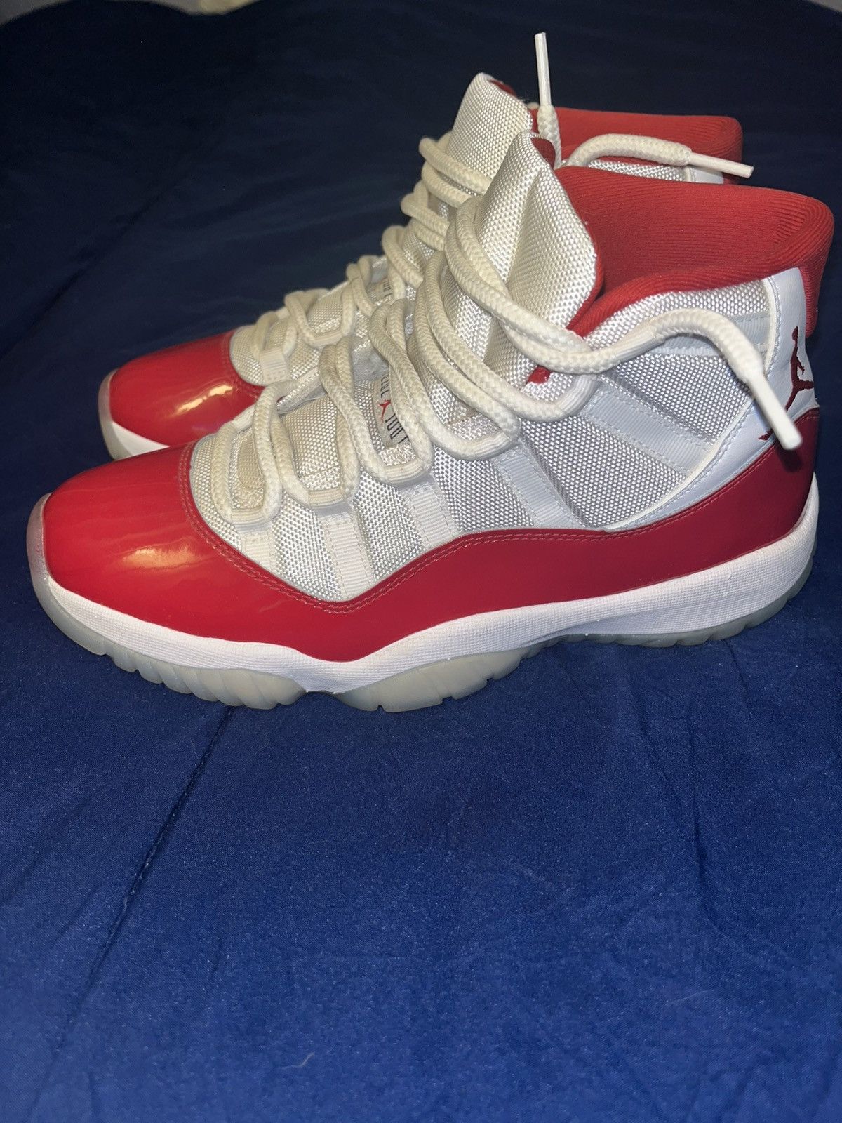 Jordan Brand Jordan 11 Cherry Size US 9 / EU 42 - 3 Thumbnail