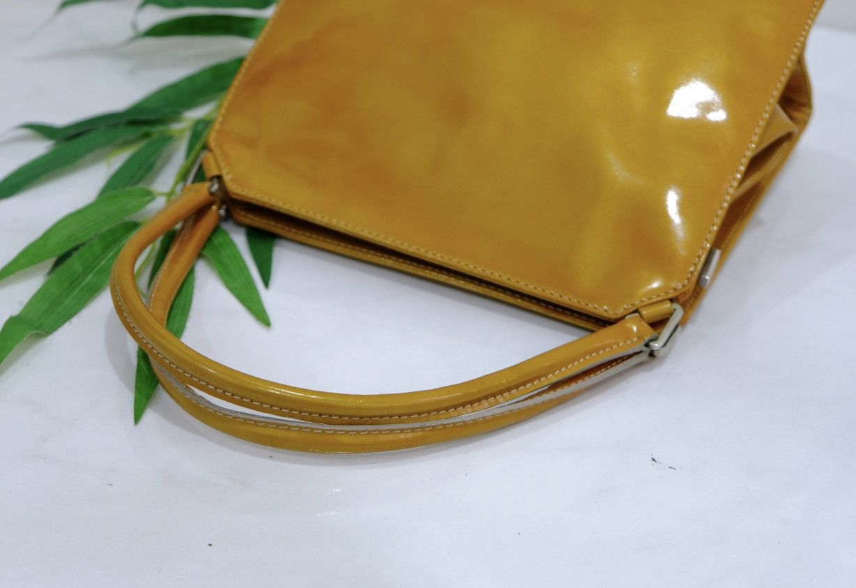 Prada Authentic Prada handbag yellow pattern leather Size ONE SIZE - 7 Thumbnail