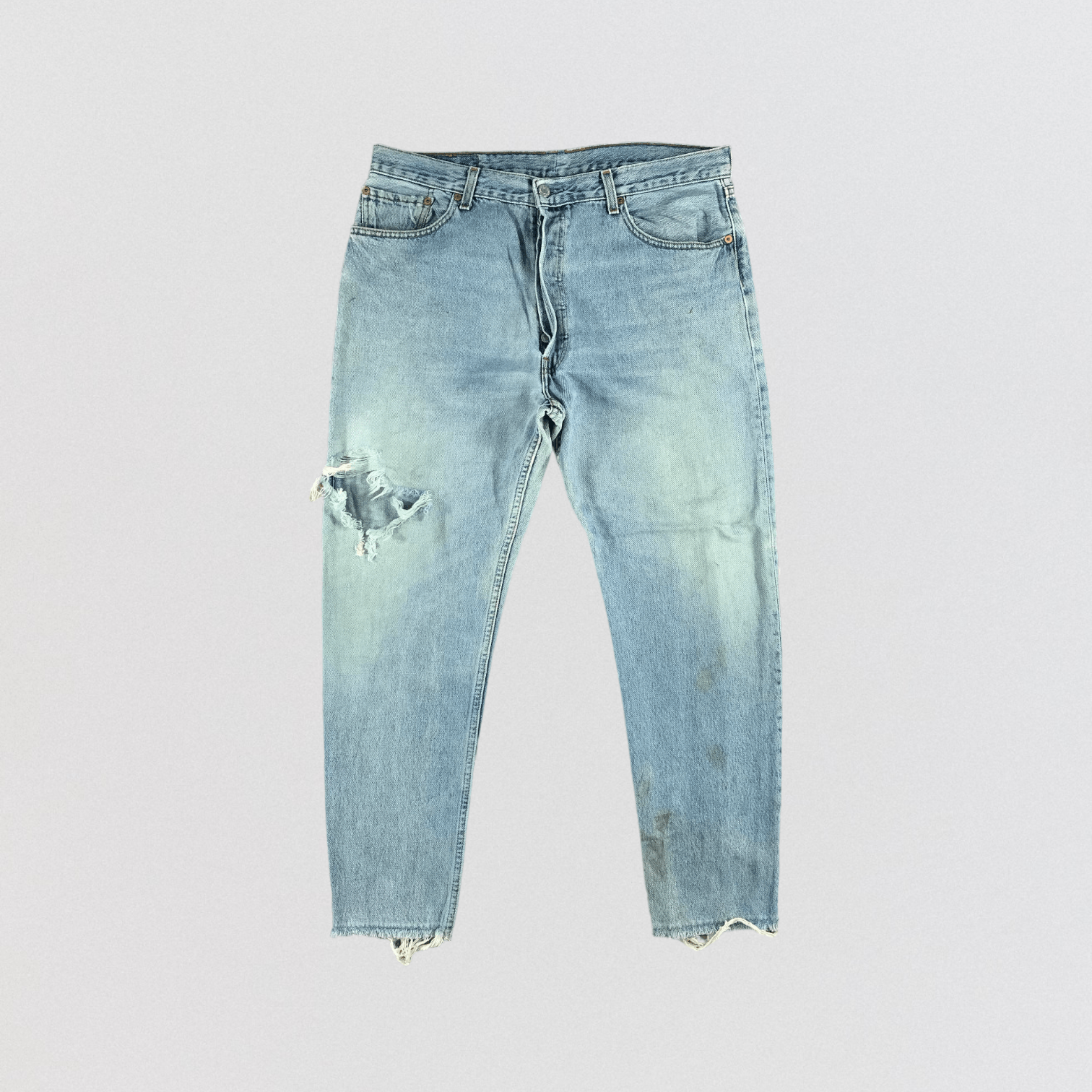 Levi's Vintage 90s Light Wash Levis 501 Jeans-JM2274 Size US 36 / EU 52 - 1 Thumbnail