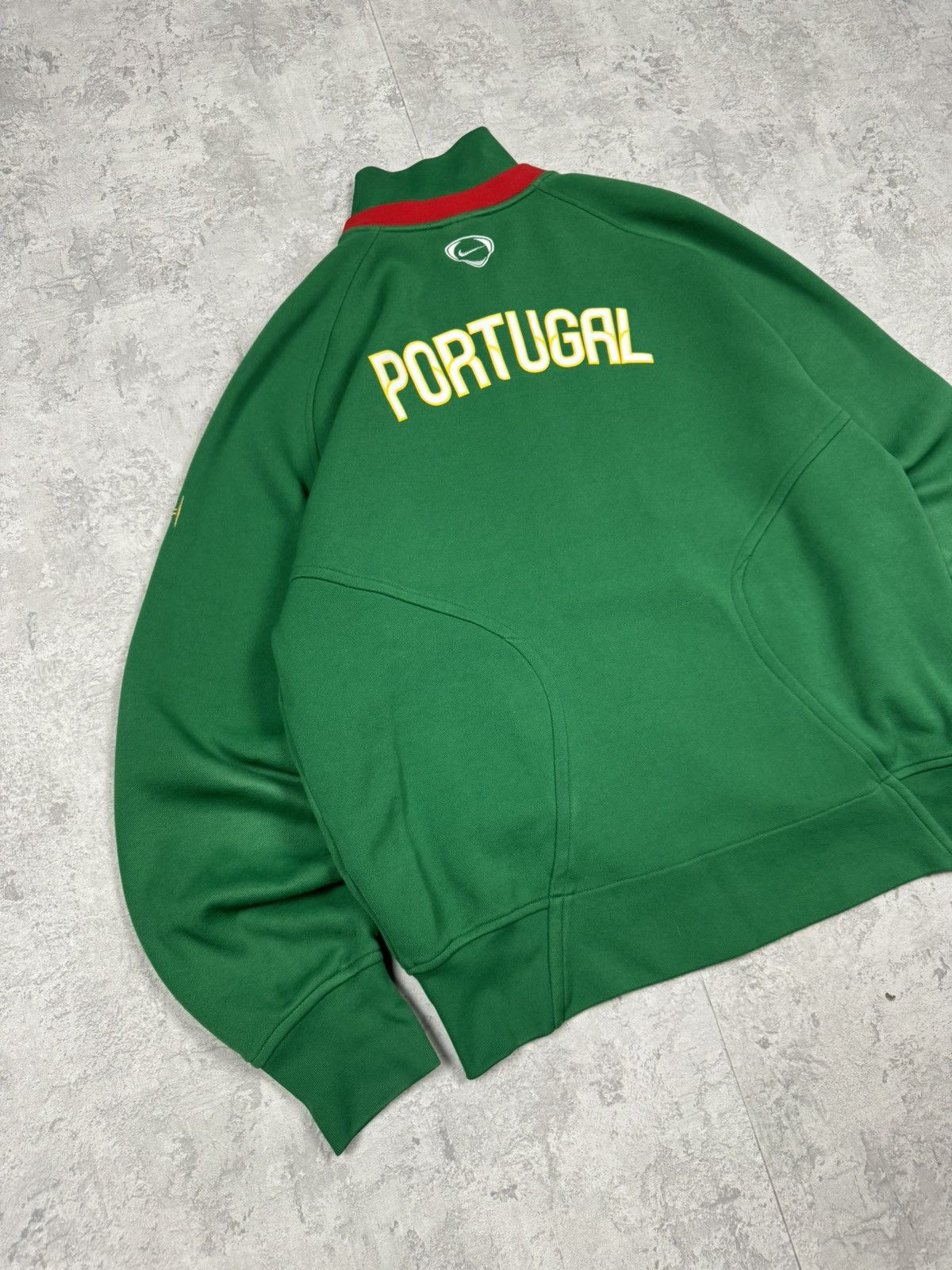 Nike Vintage Nike Portugal Track Jacket Size XL Size US XL / EU 56 / 4 - 8 Thumbnail
