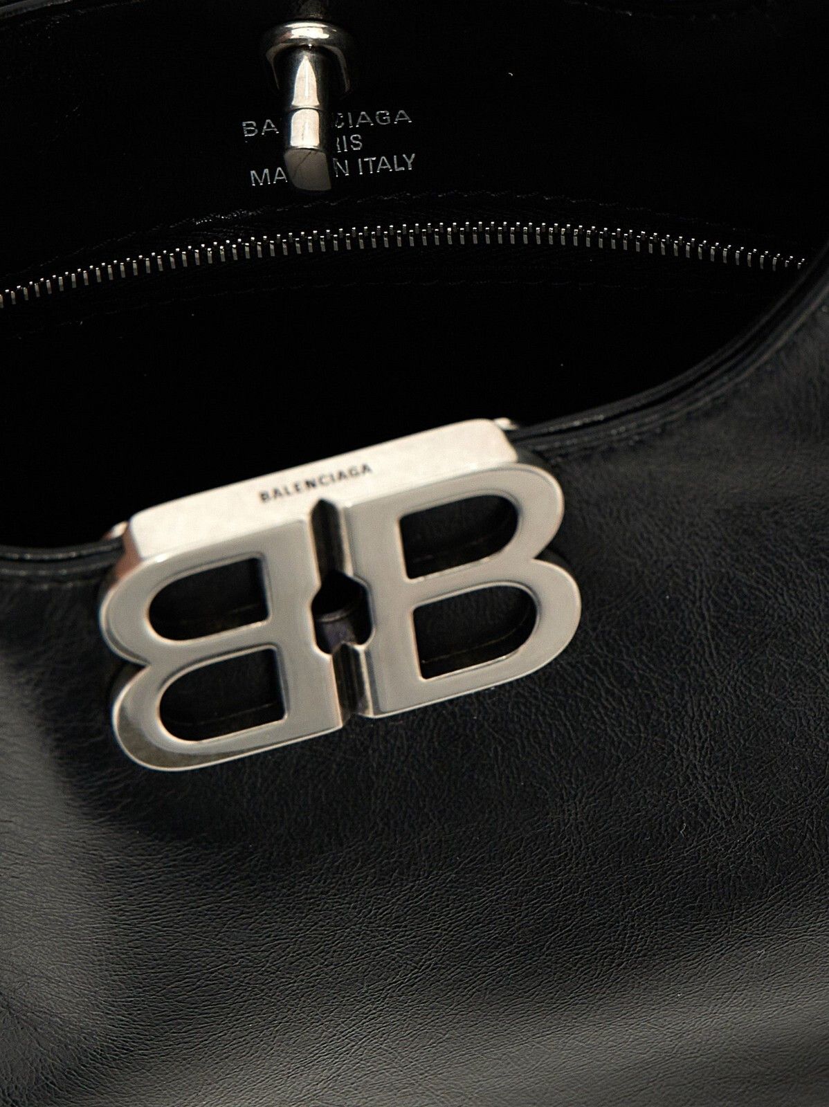 Balenciaga BALENCIAGA BB Soft Small Black Leather Top Handle Size ONE SIZE - 4 Thumbnail