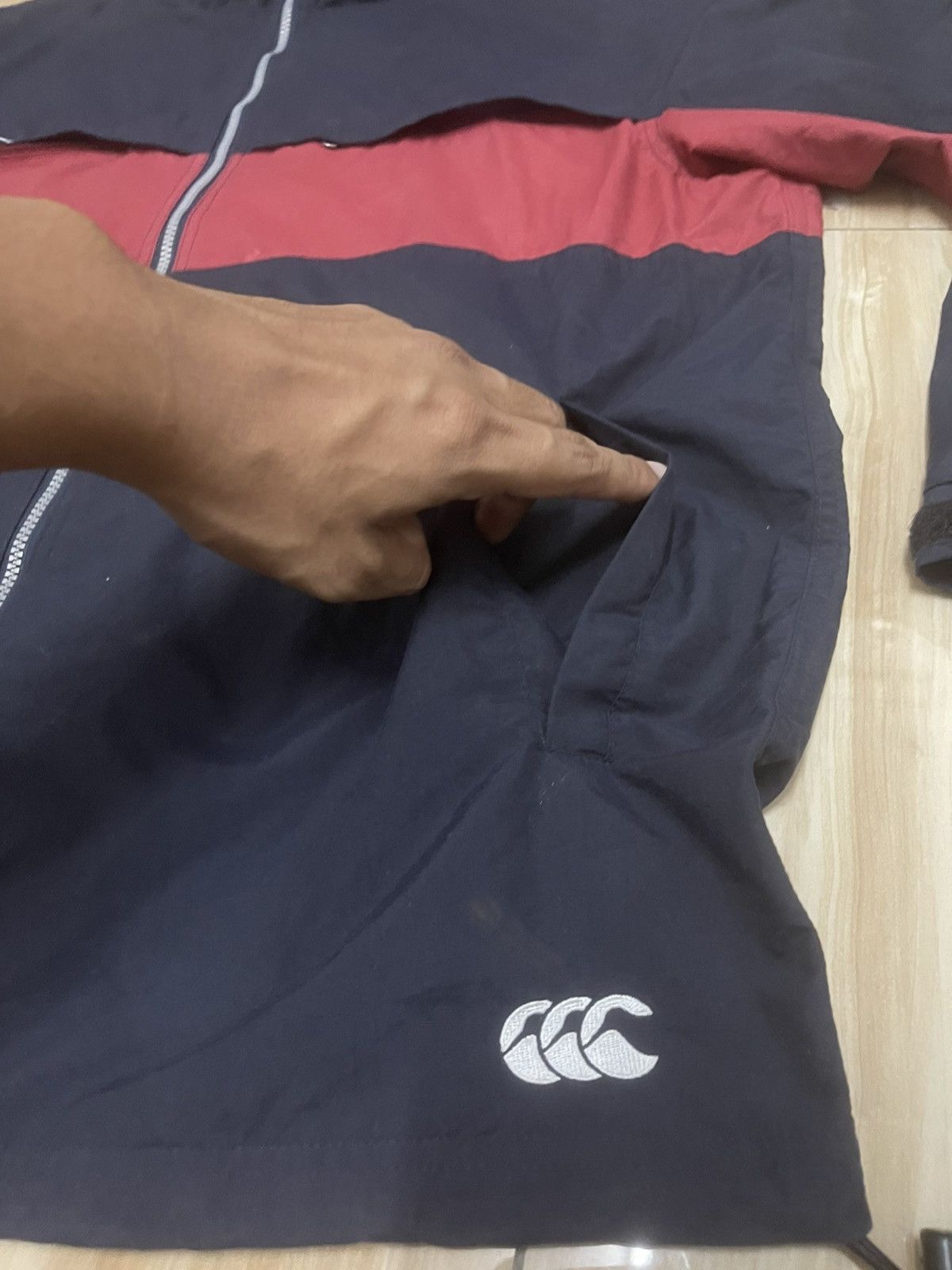 Canterbury of New Zealand windbreaker canterbury Size US L / EU 52-54 / 3 - 5 Thumbnail