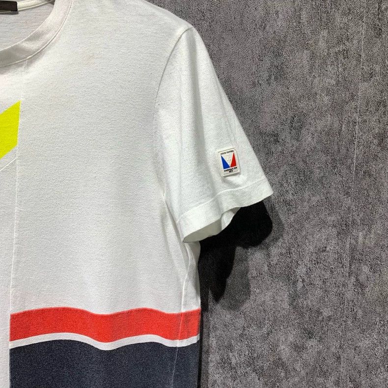 Louis Vuitton Louis Vuitton Americas Cup Short Sleeve 2501-Nextarrow Size US S / EU 44-46 / 1 - 8 Thumbnail