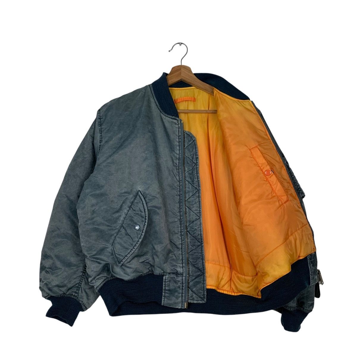 Vintage Vintage MA1 Bomber Jacket Flight Jacket #2127-C93 Size US M / EU 48-50 / 2 - 11 Thumbnail