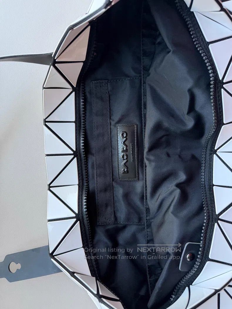 Issey Miyake Issey Miyake White Quilted Bag Size ONE SIZE - 8 Thumbnail
