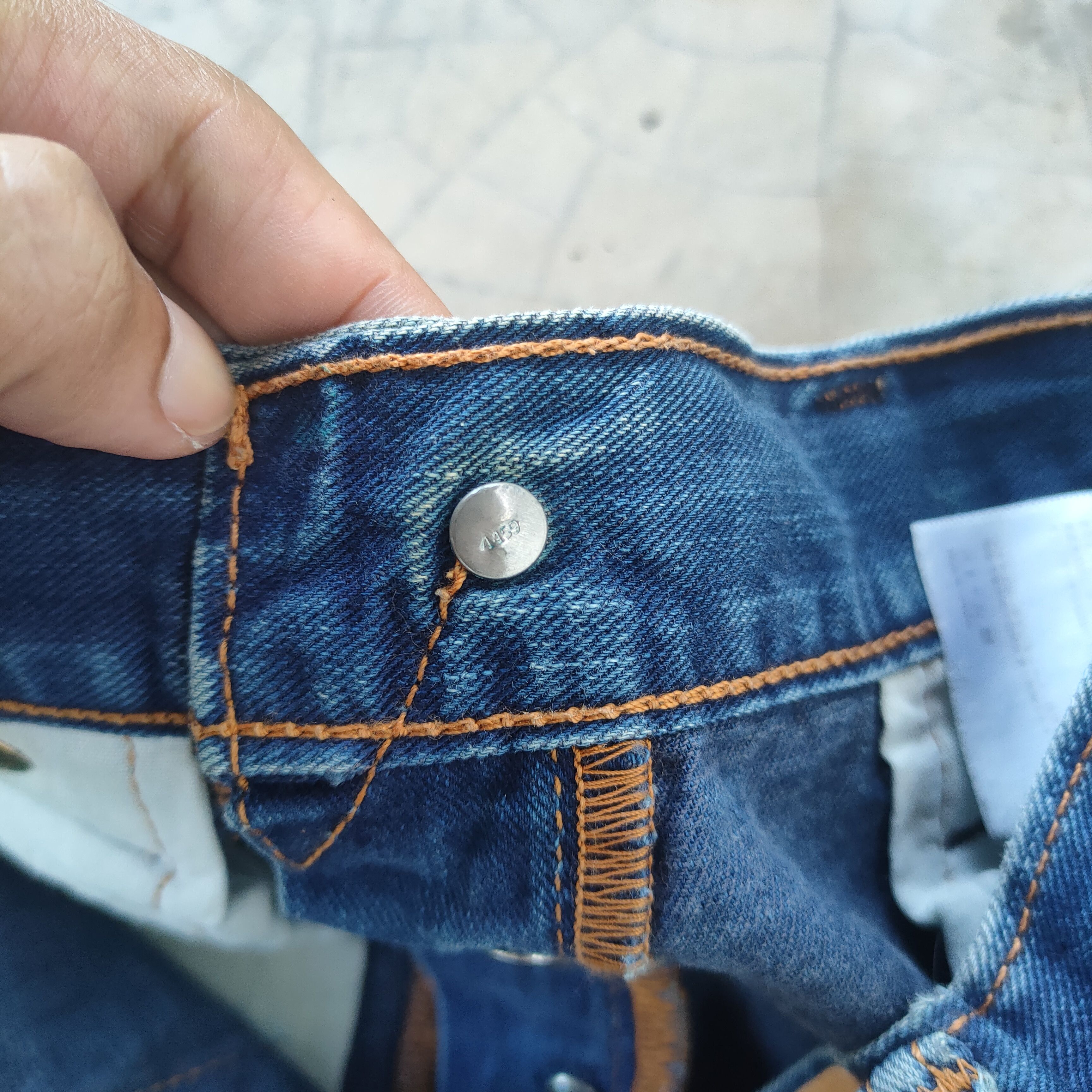 Levi's VINTAGE LEVI'S 501 PREMIUM RIPPED FADED JEANS DENIM PANTS Size US 33 - 14 Thumbnail