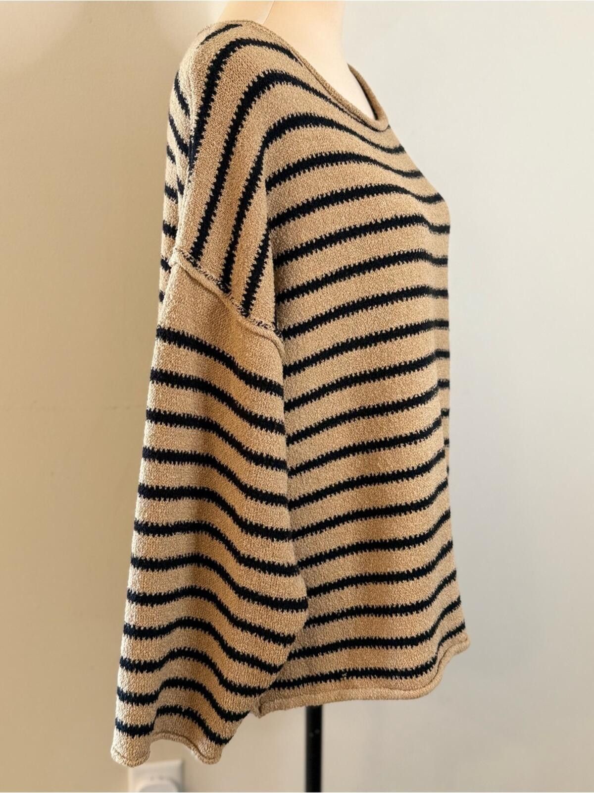 Other Promesa chunky plush boxy sweater tan black stripes SZ LG Size L / US 10 / IT 46 - 2 Thumbnail