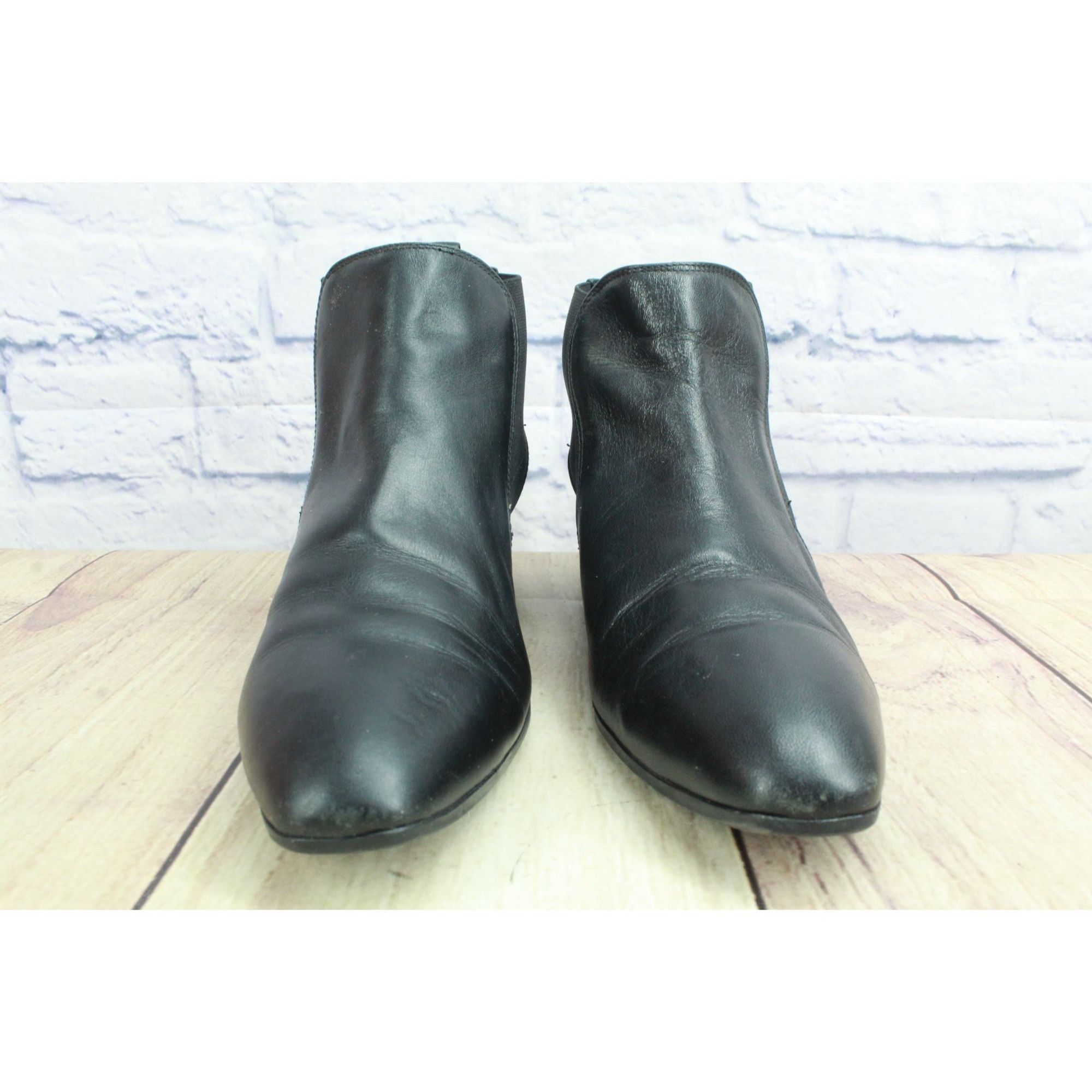 Aquatalia Aquatalia Black Leather Pointed-Toe Low Block Heel Ankle Boo Size US 8 / IT 38 - 5 Thumbnail