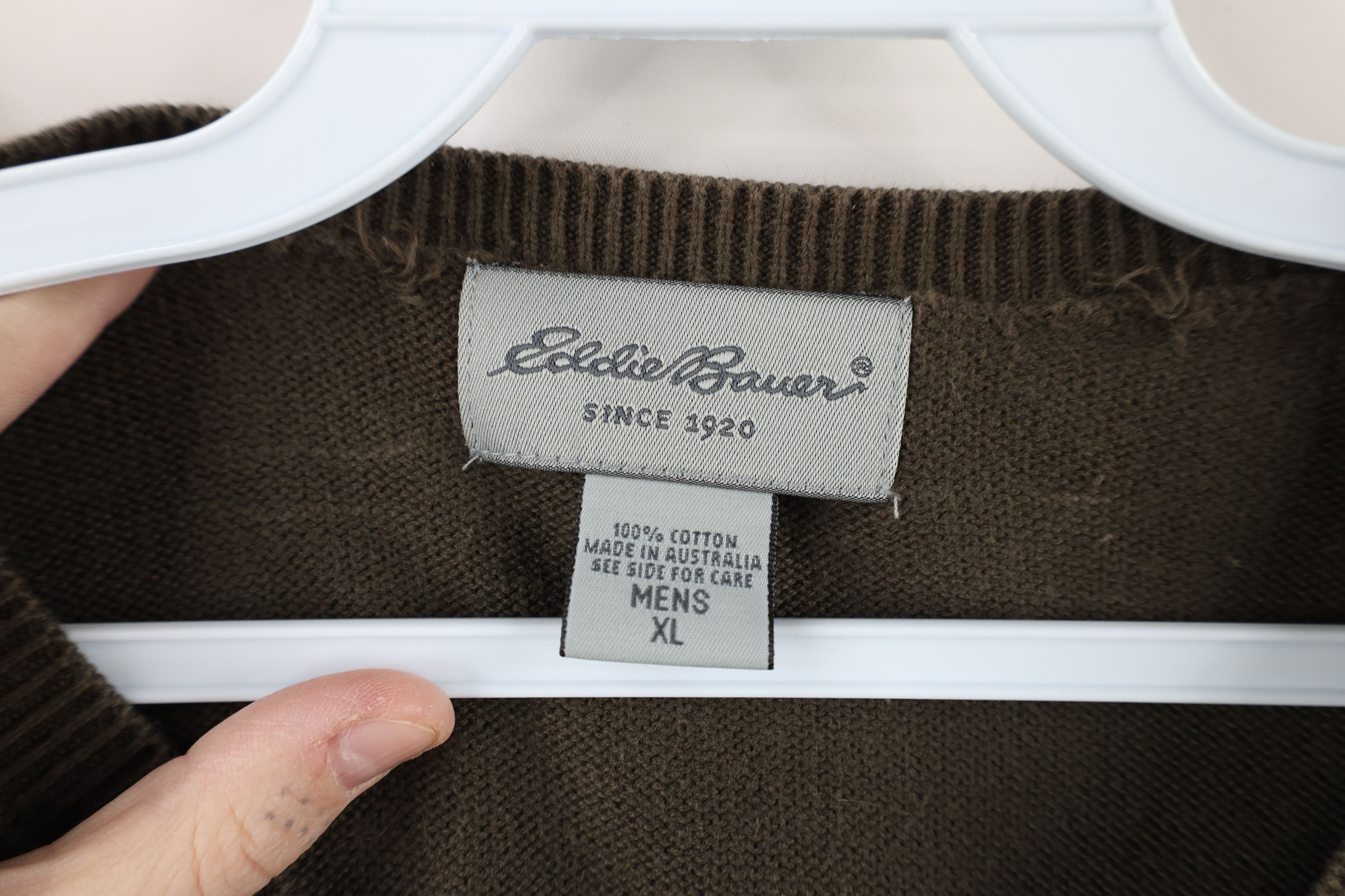 Eddie Bauer × Vintage Vintage 90s Eddie Bauer Cotton Knit V-Neck Sweater Brown Size US XL / EU 56 / 4 - 4 Thumbnail